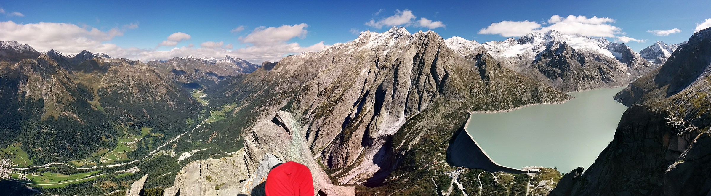 Val Bregaglia e diga dell'Albigna dalla Fiamma