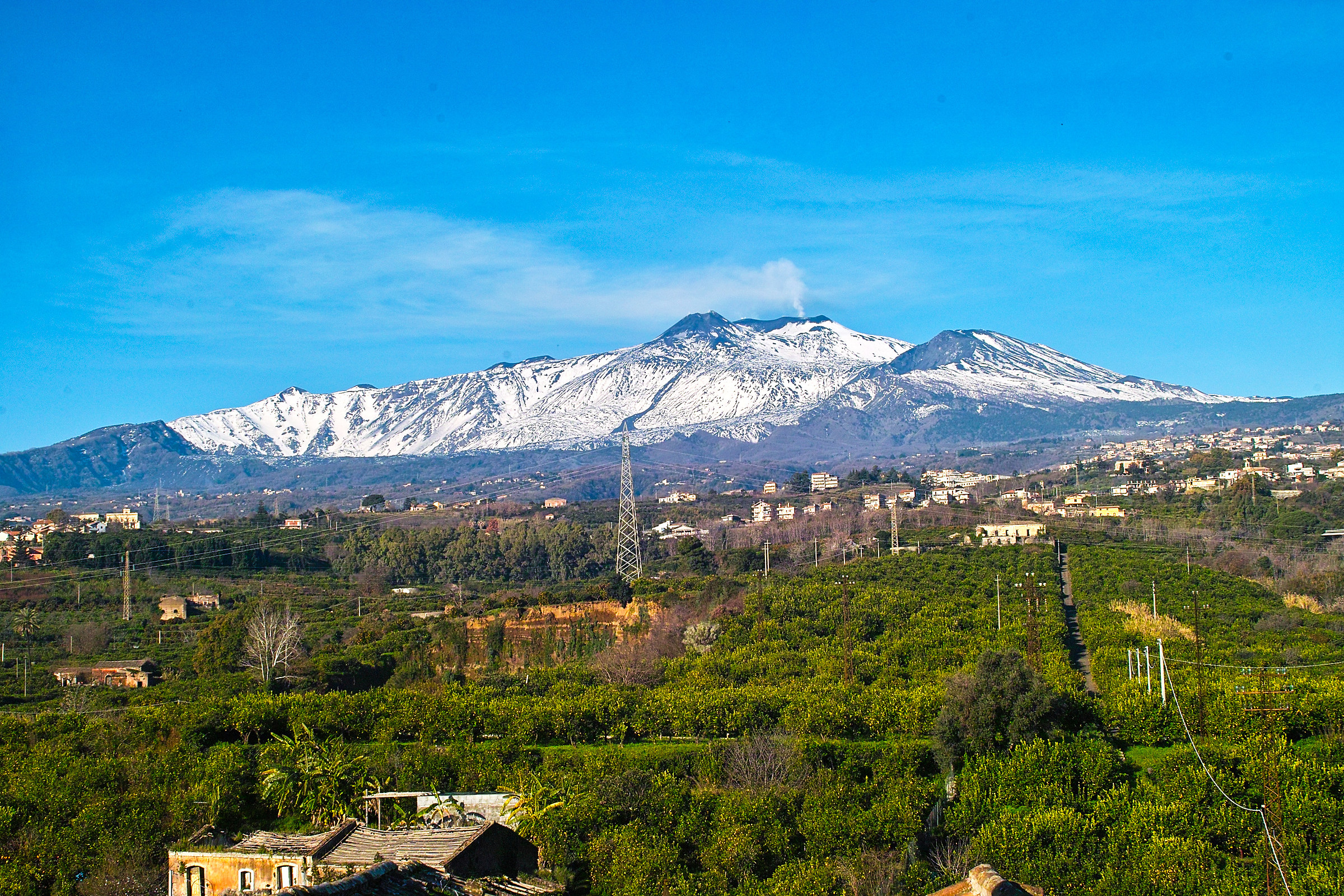 Vista del Vulcano Etna da Giarre (ct).