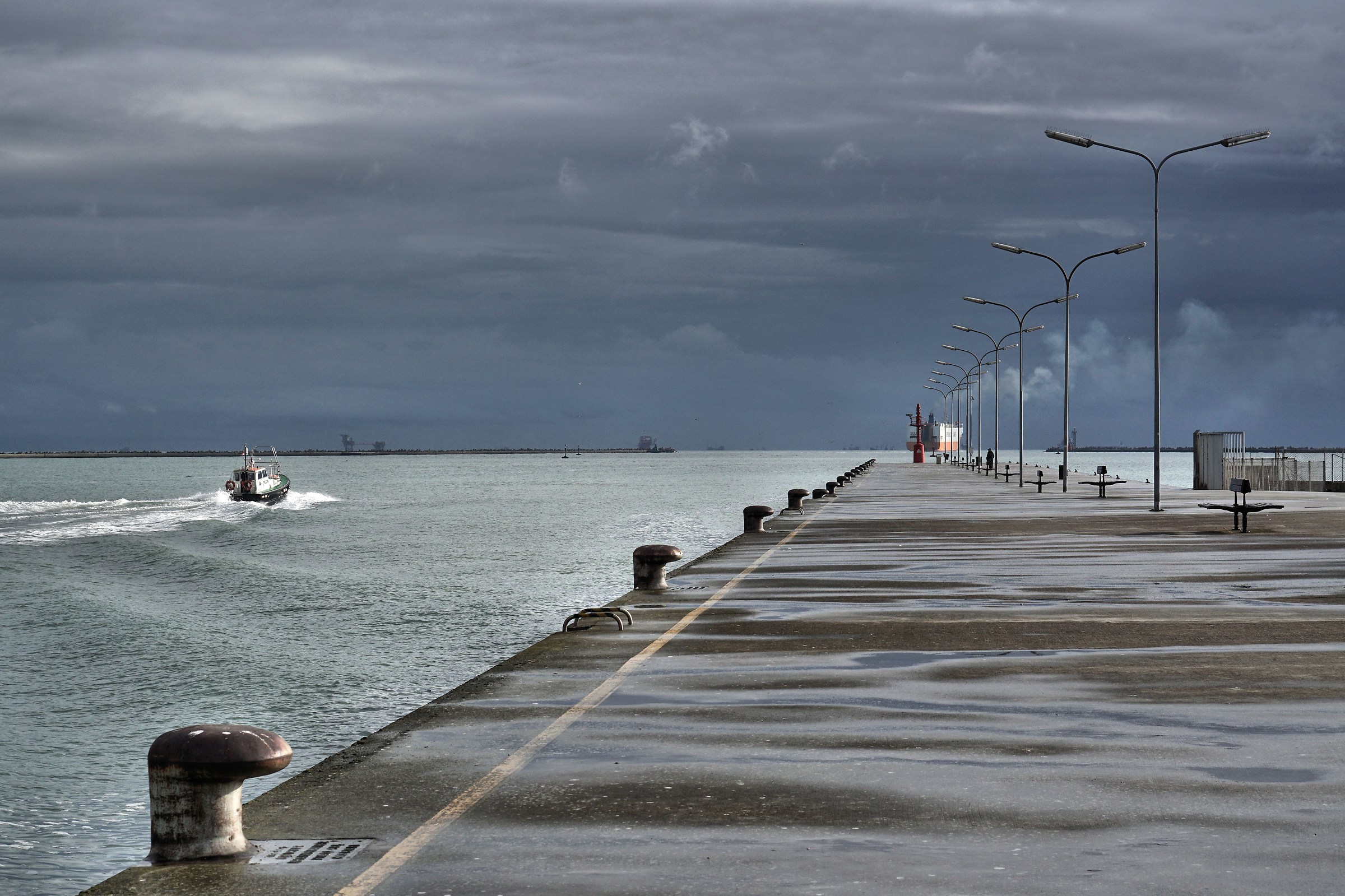 A last look from the wet dock.