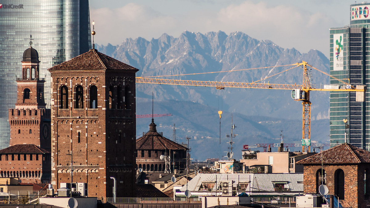 From Sant'Ambrogio to the Resegone