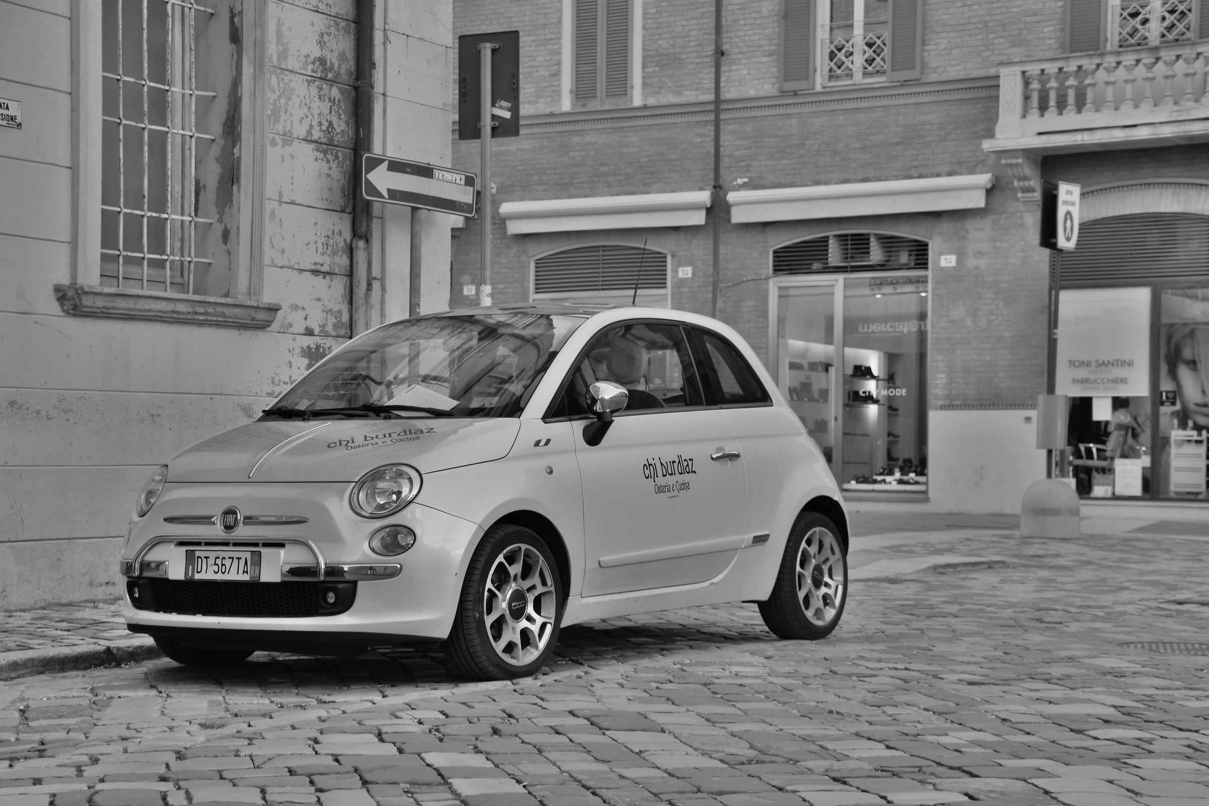 pearl in the street...