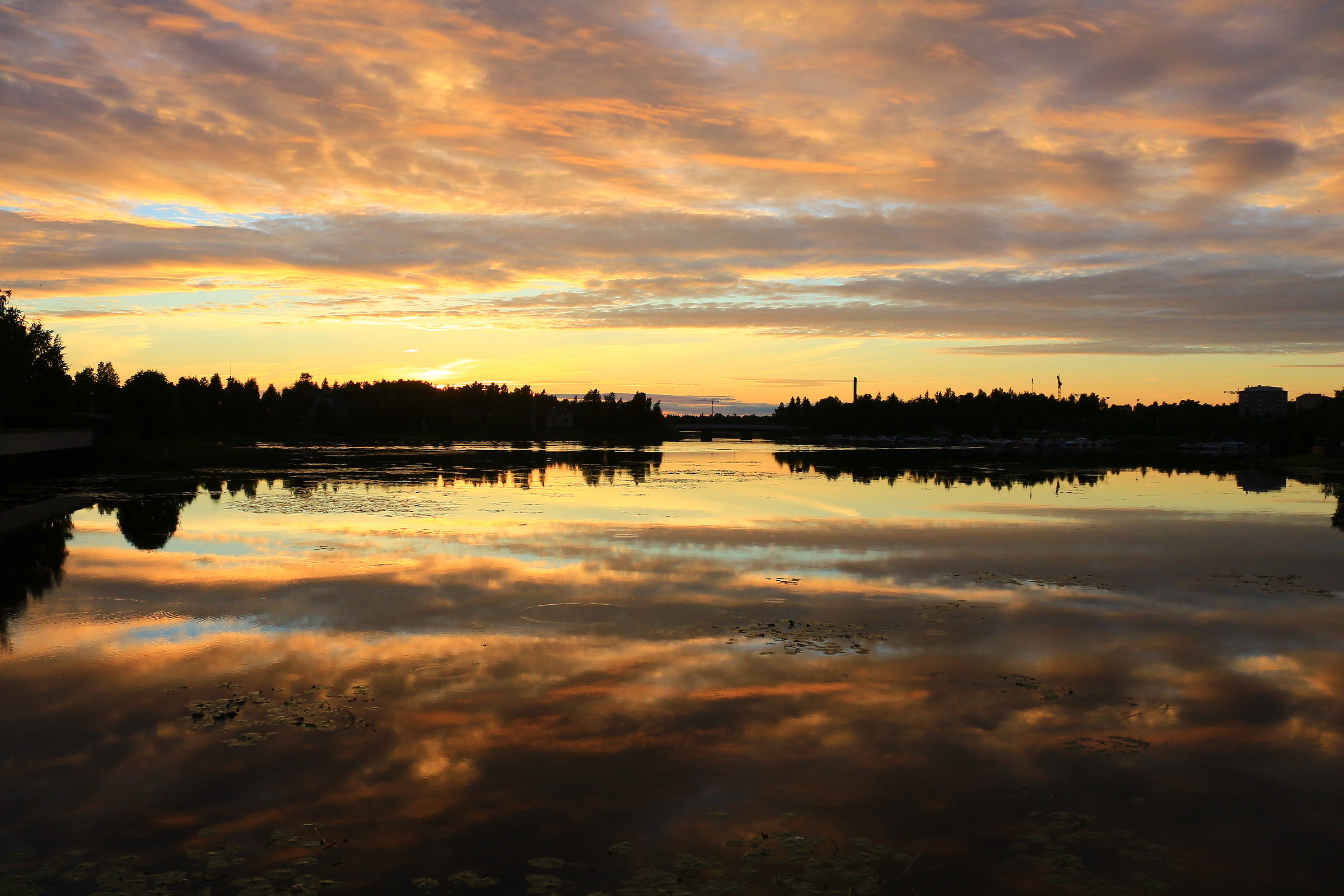 The sunset over the water