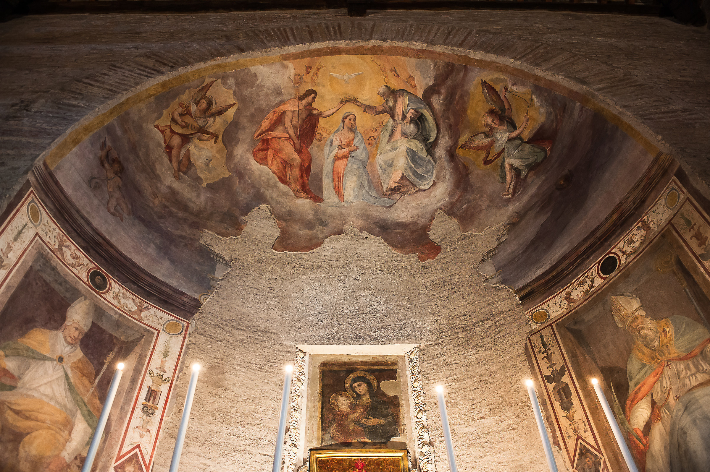 Roma-S.Benedetto in Piscinula (Affresco Altare Princ.)