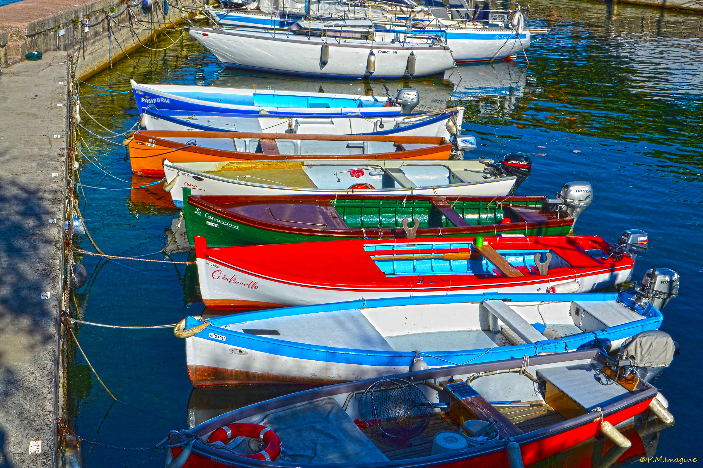 boats colors