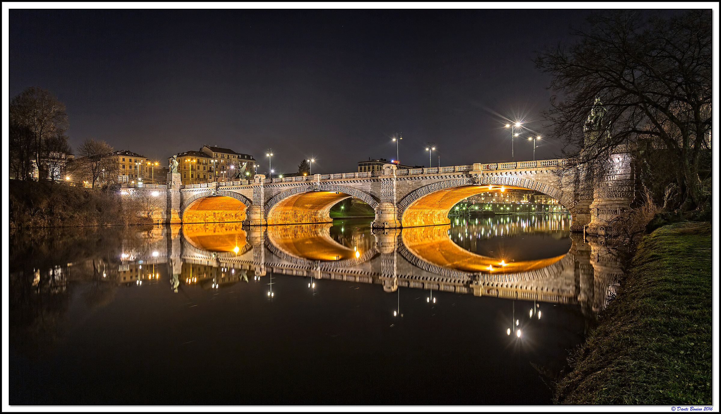 Le arcate del Ponte Umberto I
