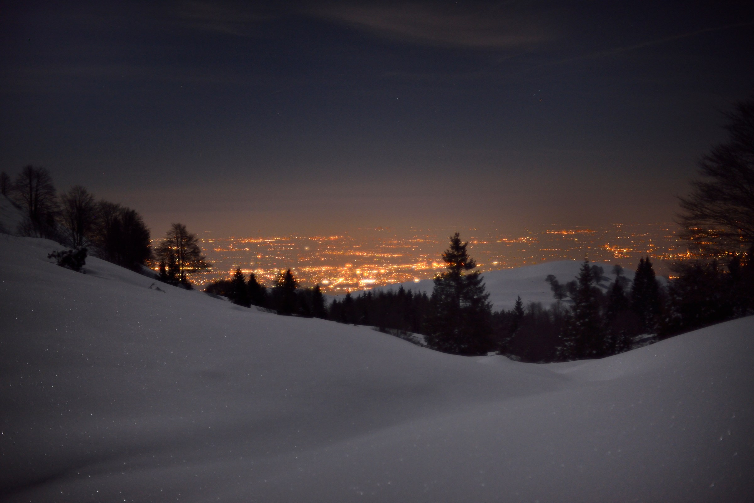 Ciaspolando al chiar di luna....