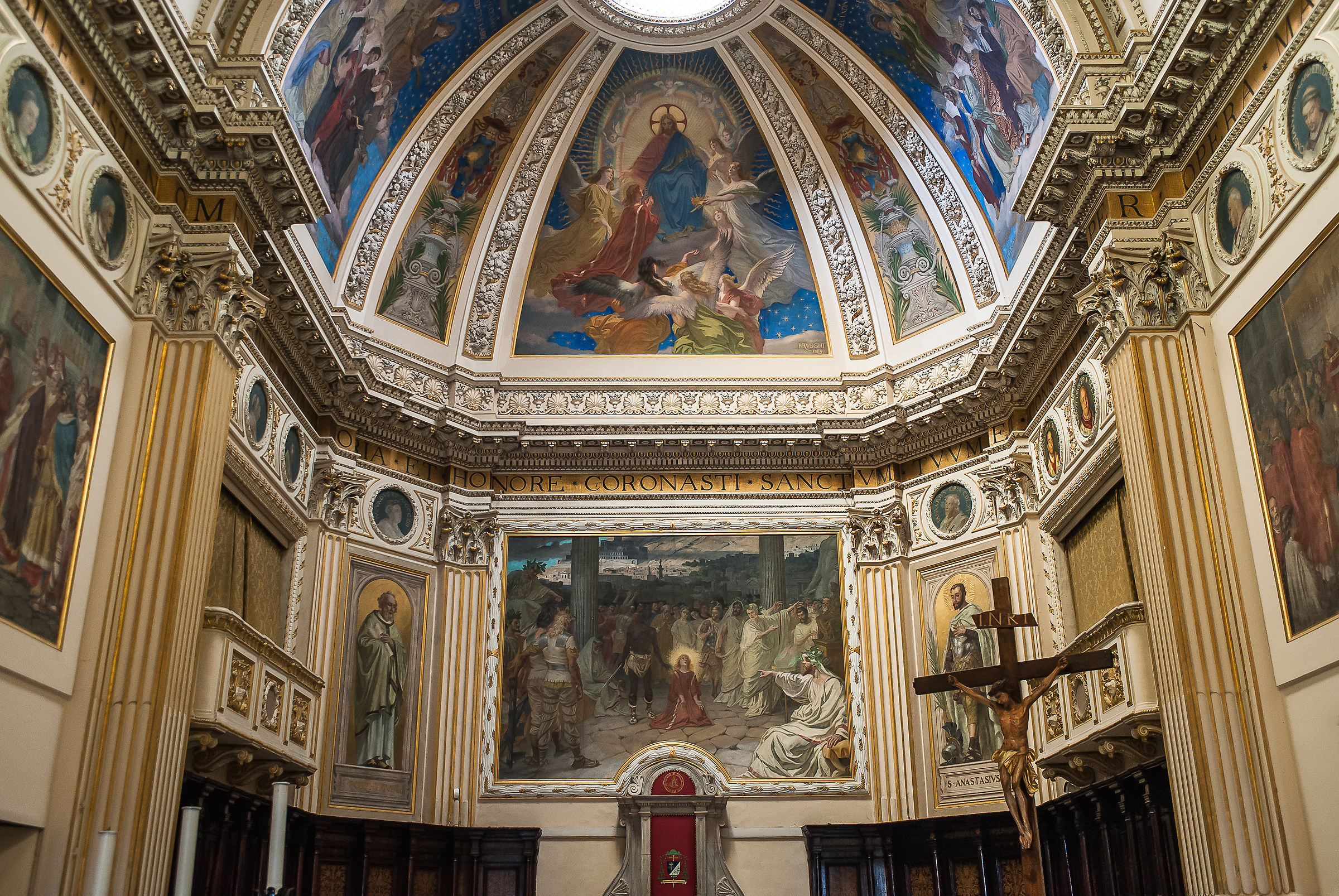 Palestrina (Rm)-Particolare interno Cattedr. S.Agapito