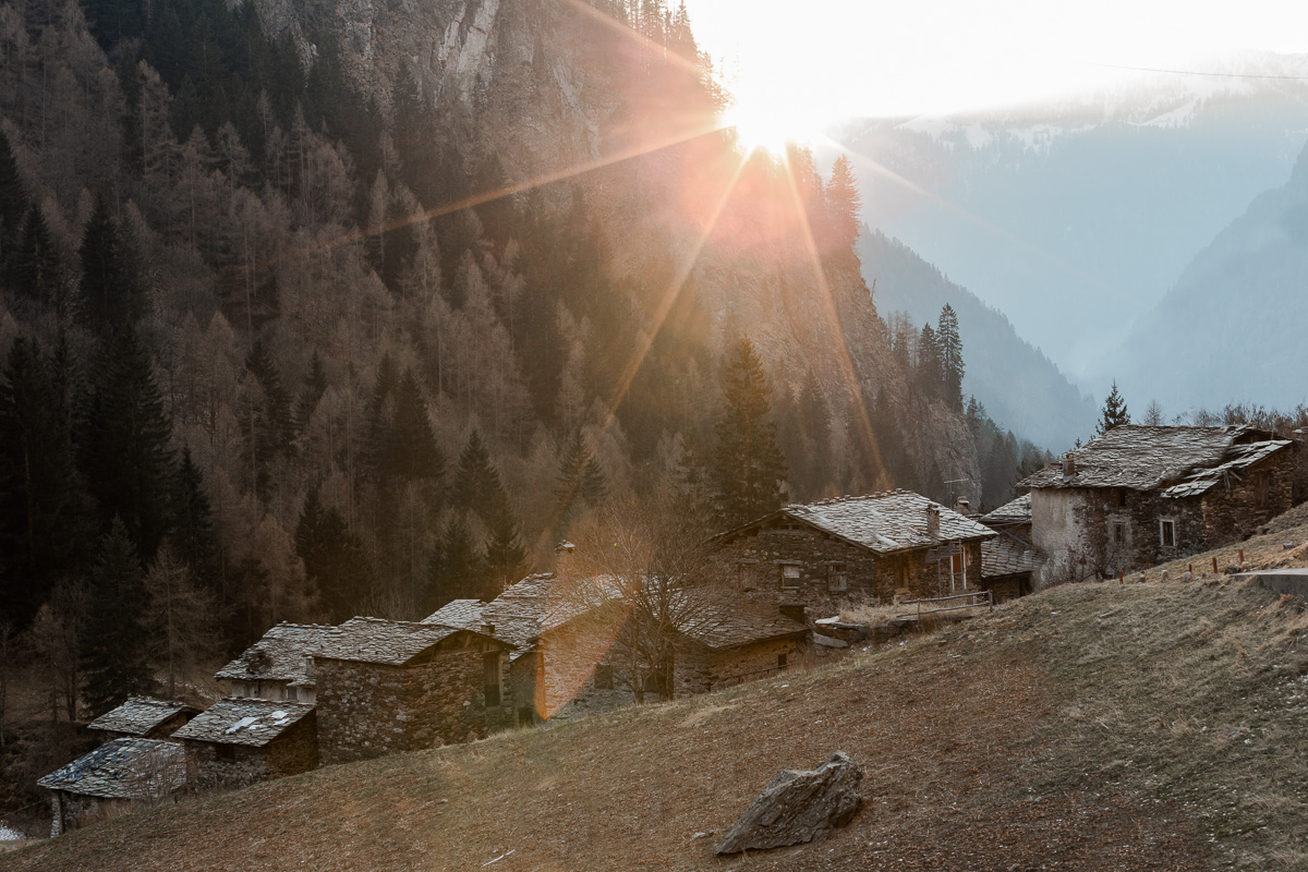 The village of Pagliari at sunset ...