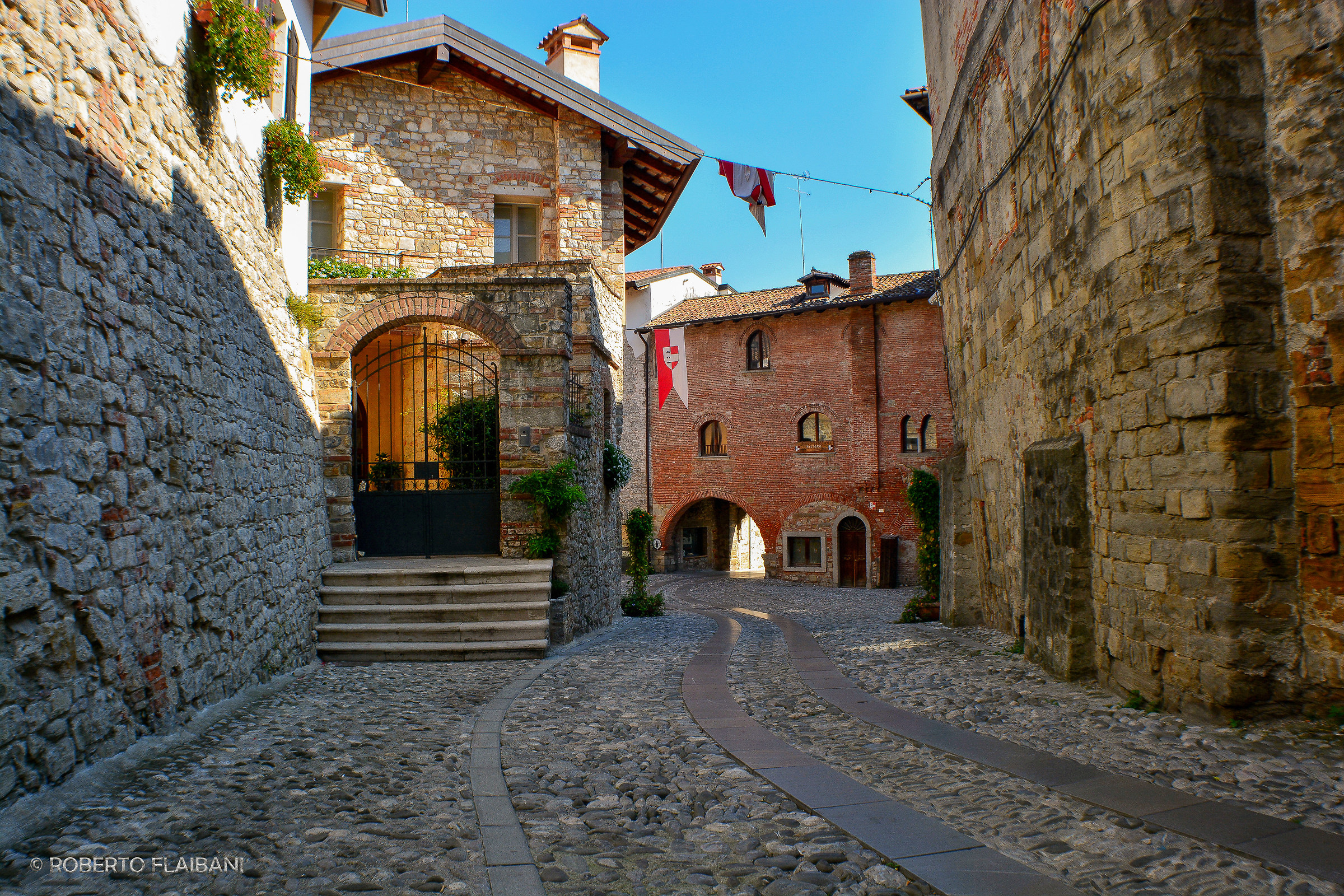 medieval village in perfumes Brossana