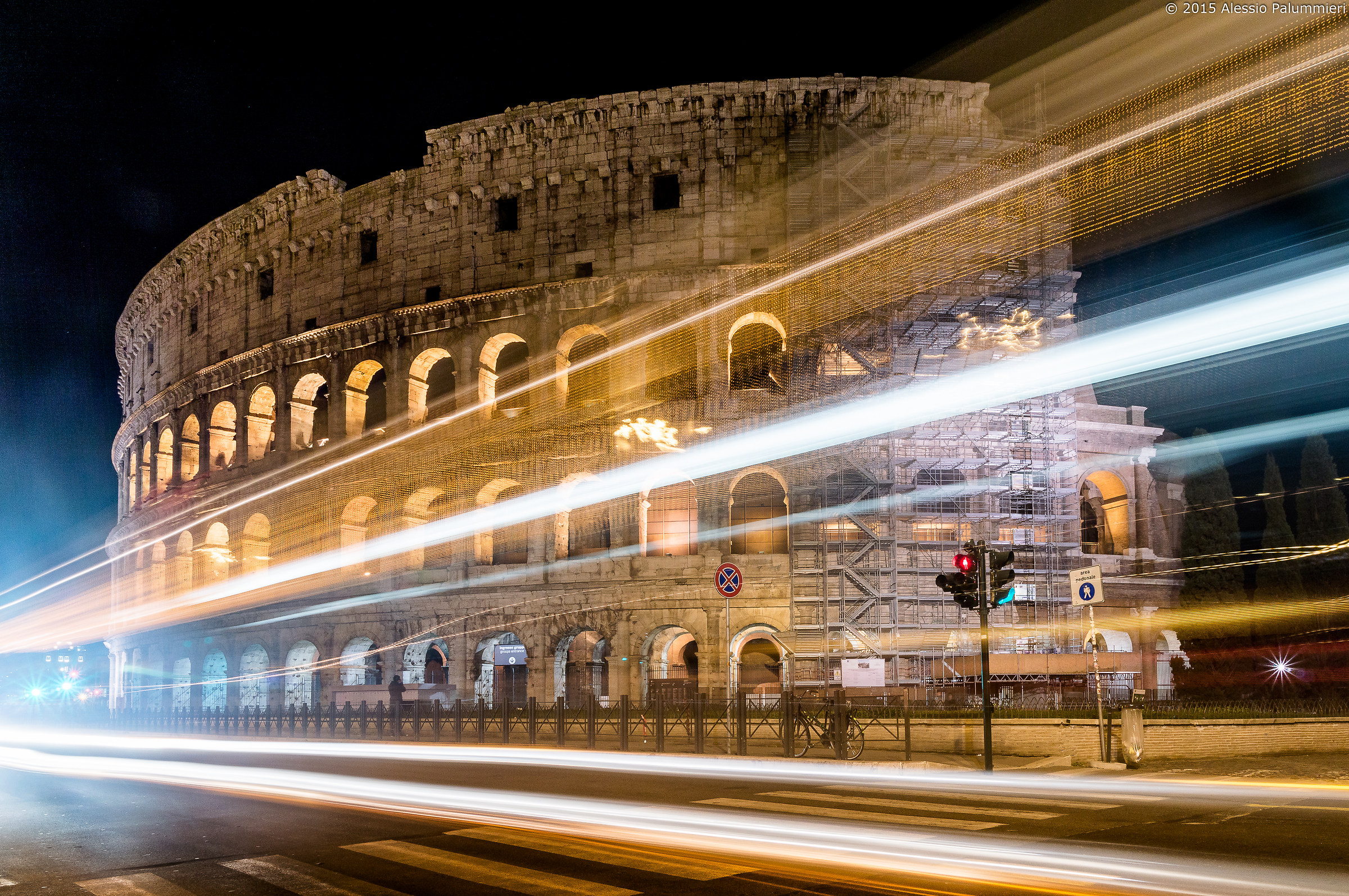 Colosseo fra le luci