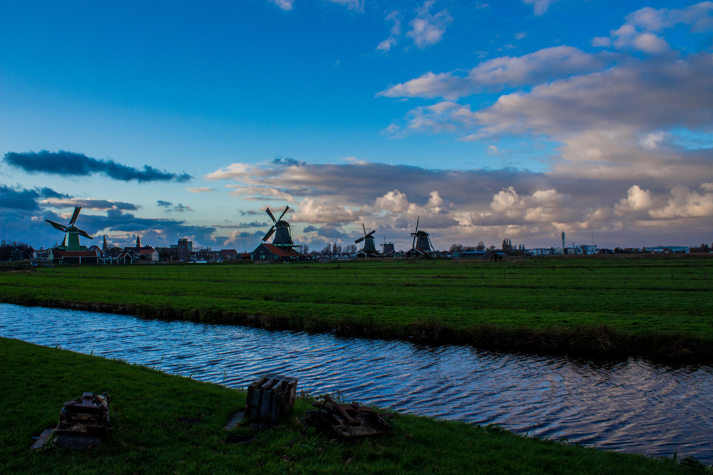 the zaanse schans windmills