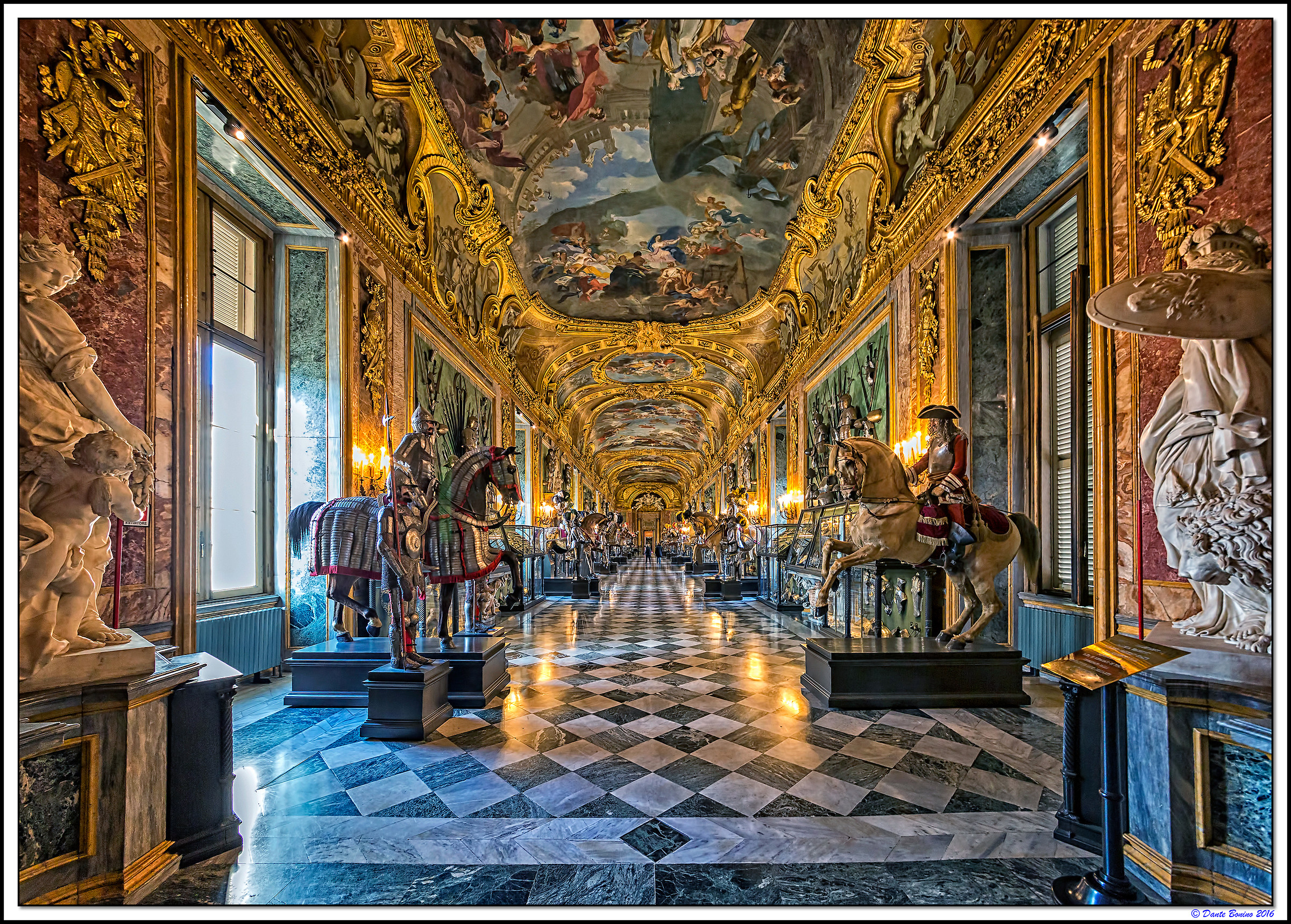 New light Reale sull'Armeria