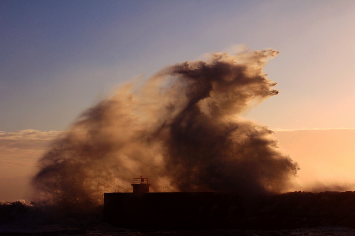 Agitazione al tramonto