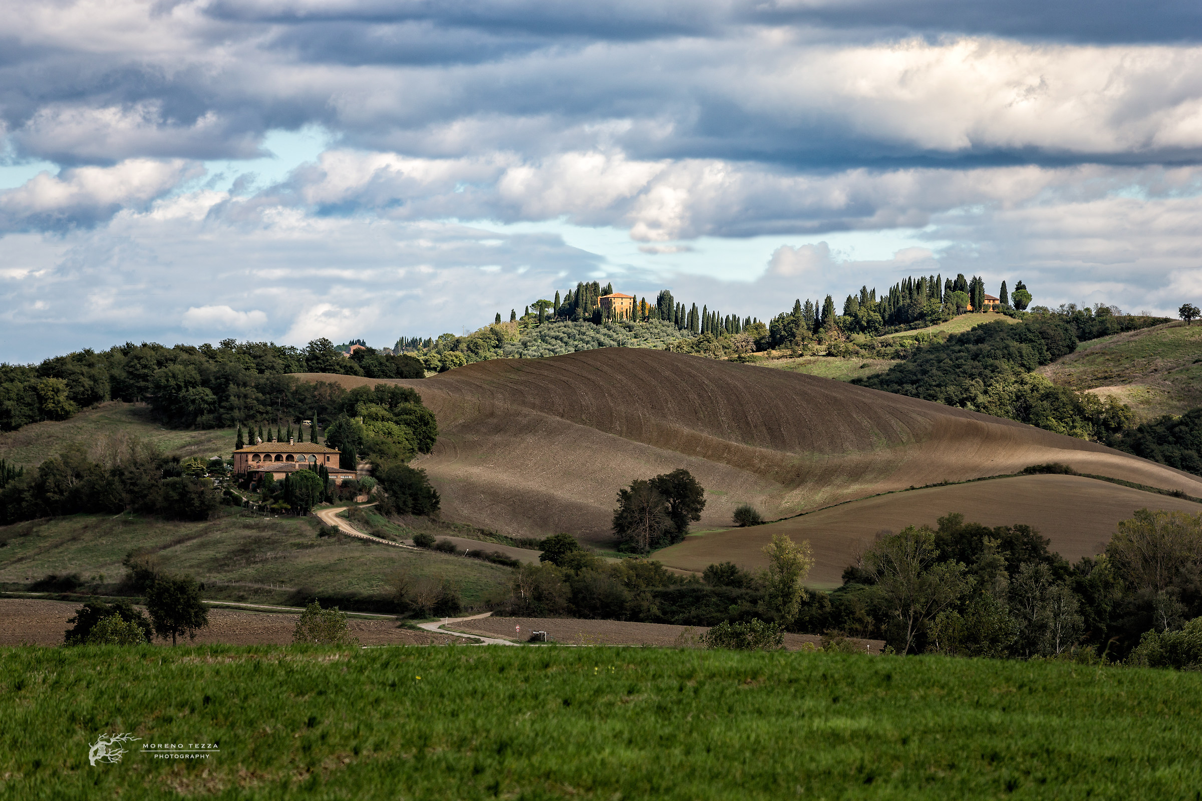 Val d'Orcia - Clouds, light waves ....