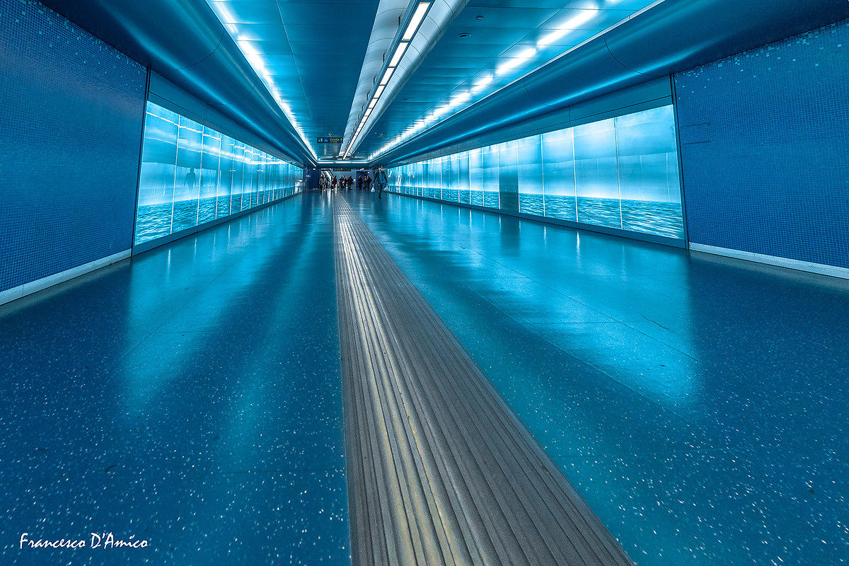 Metro Naples on Valentine's Day