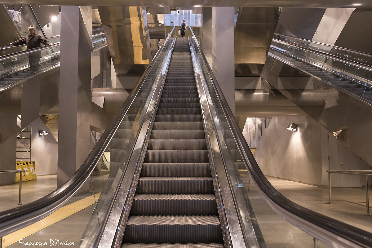 Metro Naples on Valentine's Day