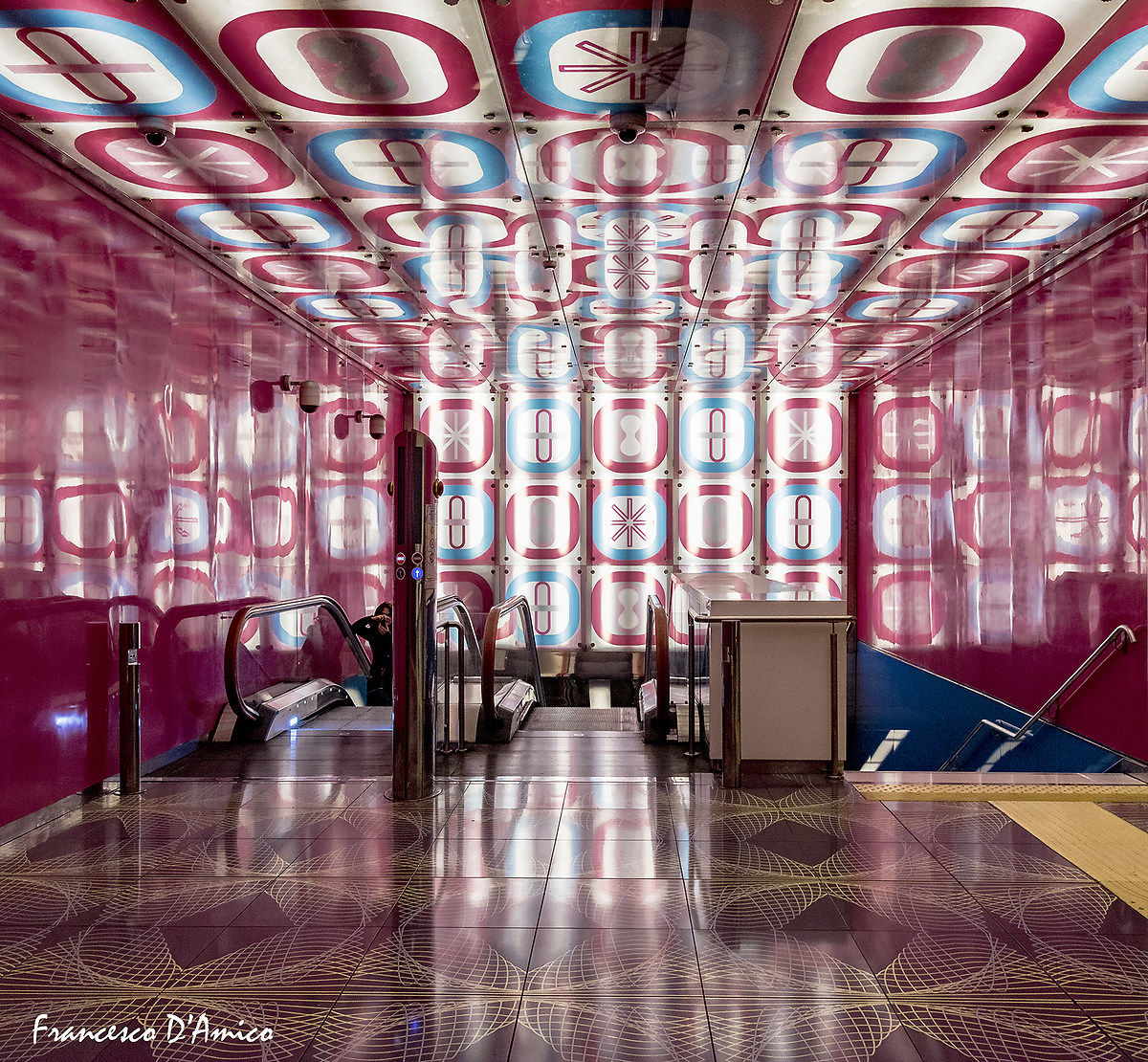 Metro Naples on Valentine's Day