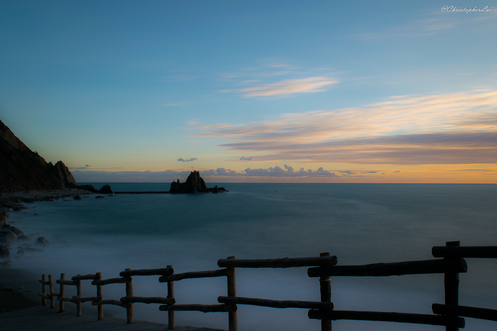 Beach sand filter na