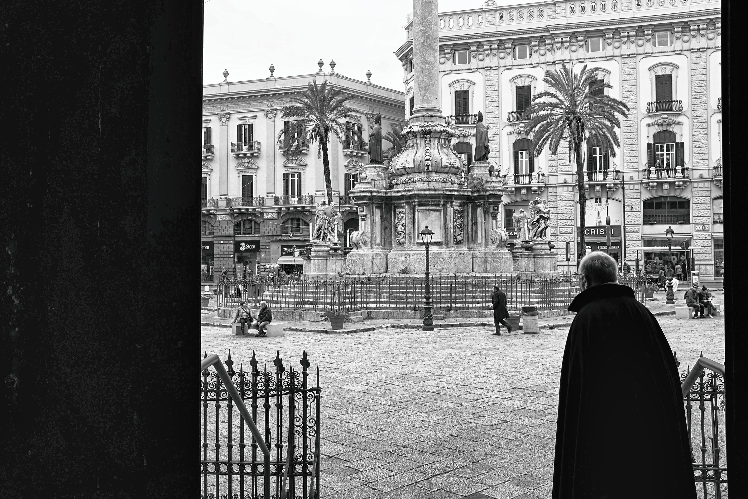 Waiting for the faithful