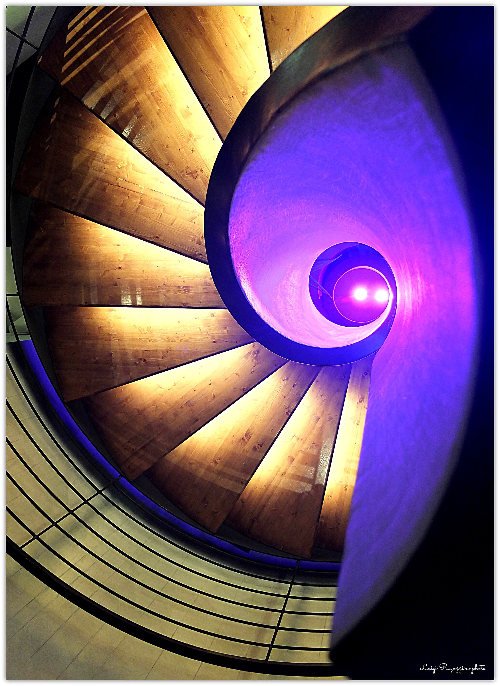 La scala dell'  aldila'   ;-)