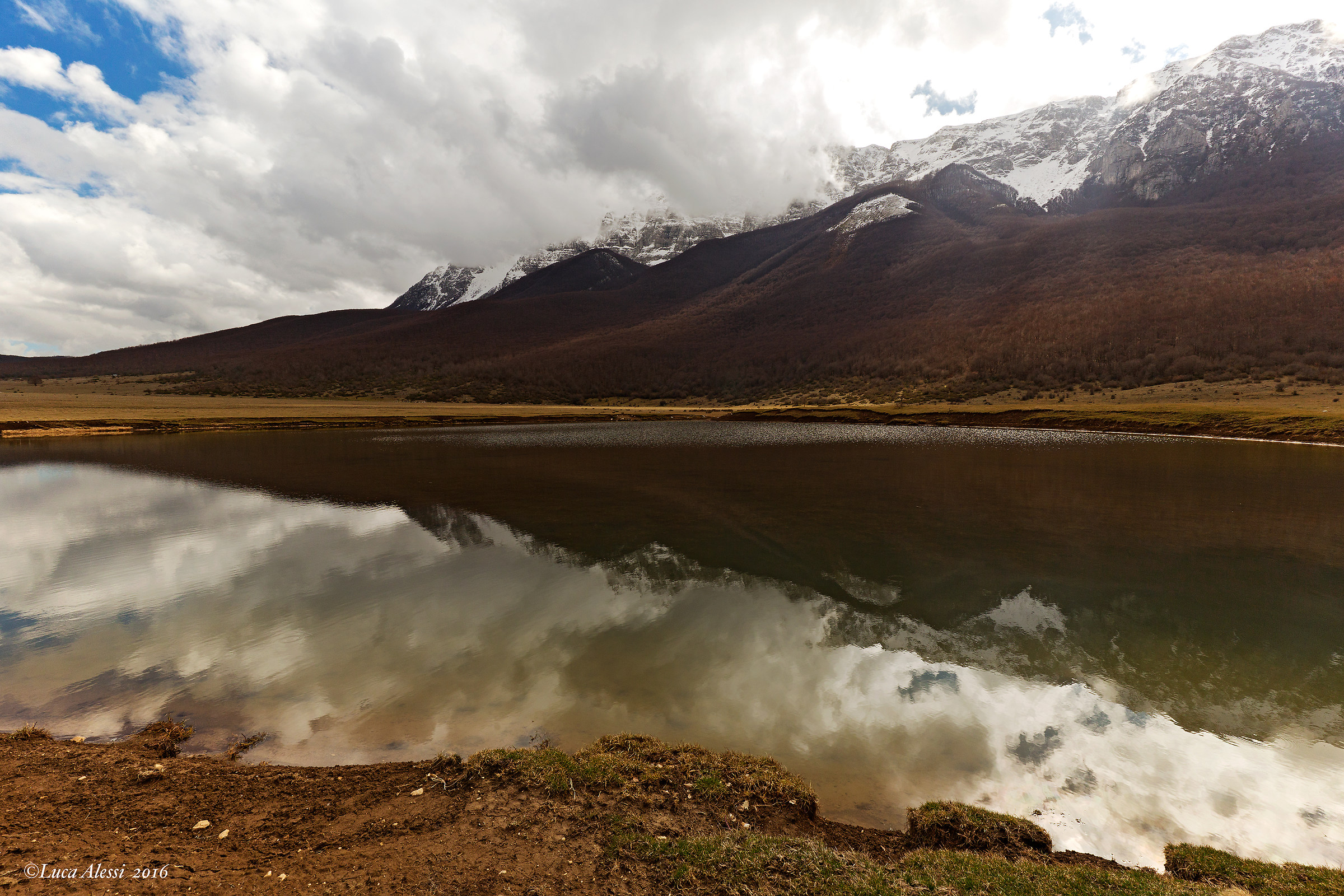 The mirrors of the Sirente