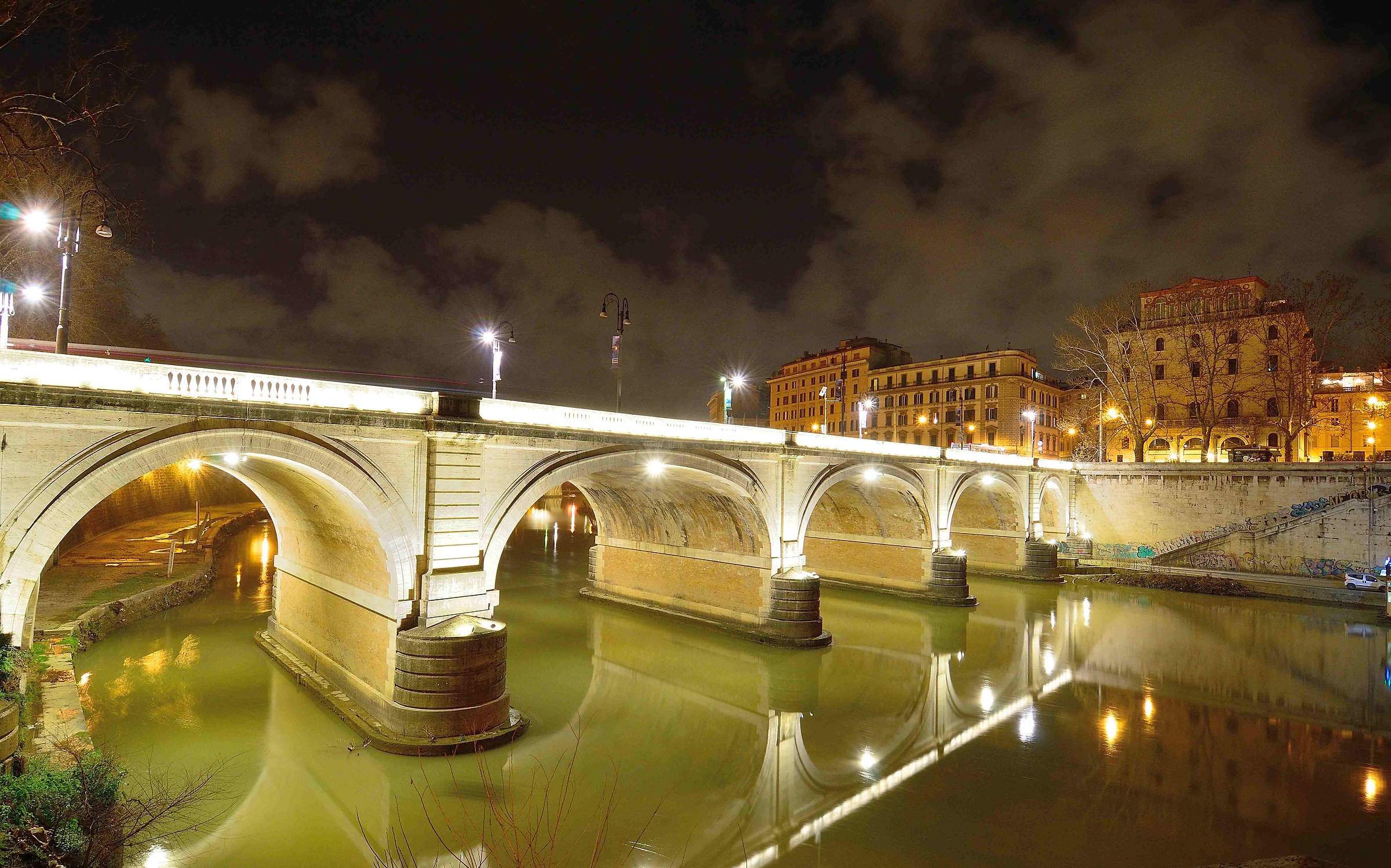 LED reflexes to the Bridge