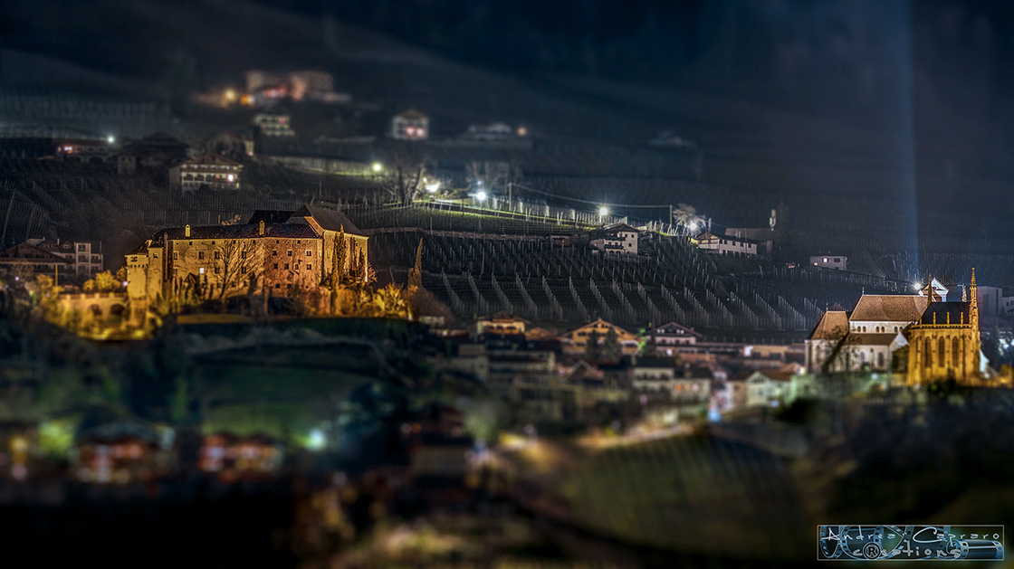 Micro pano by night (Shenna).