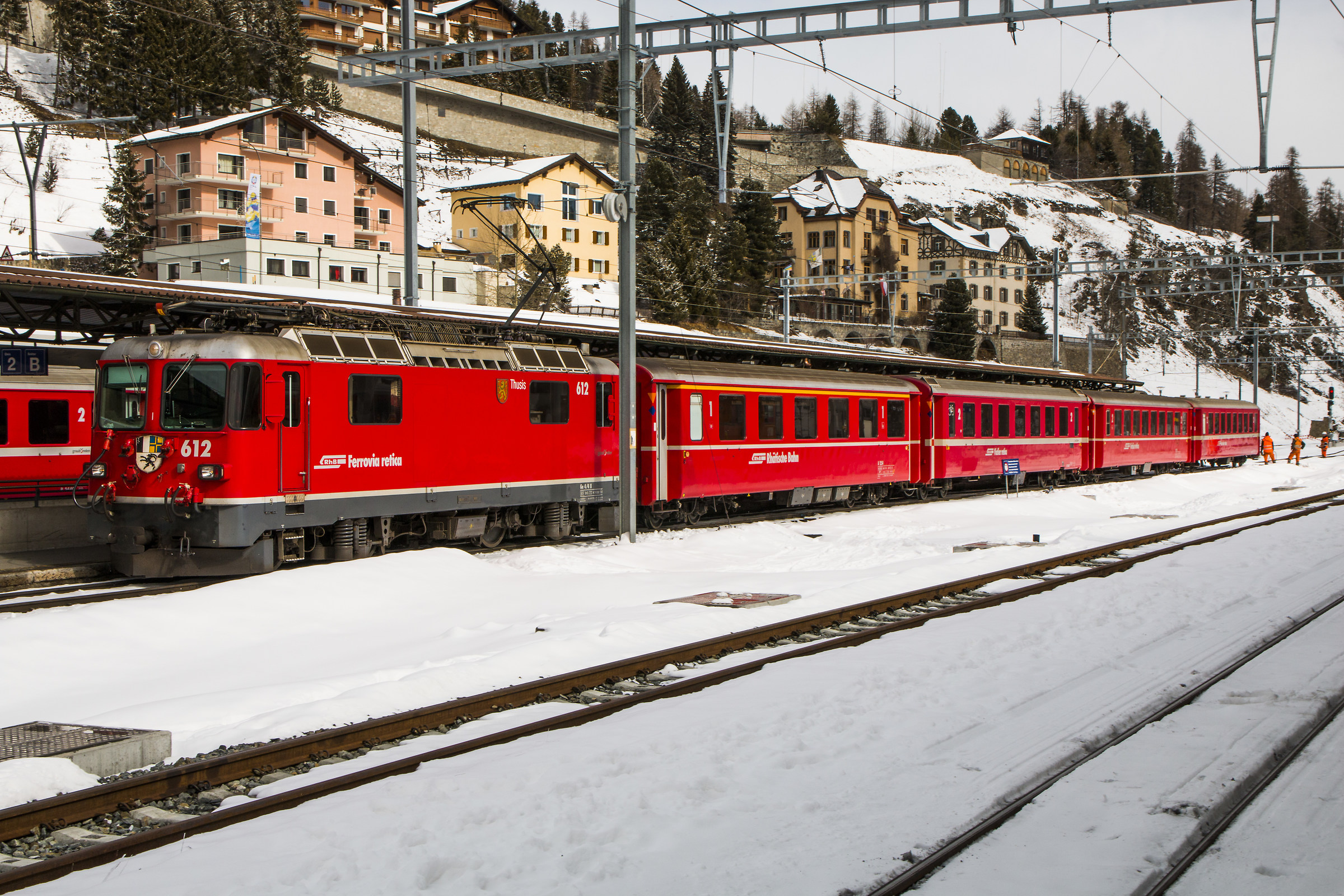 Trenino del Bernina ferma a St. Moritz