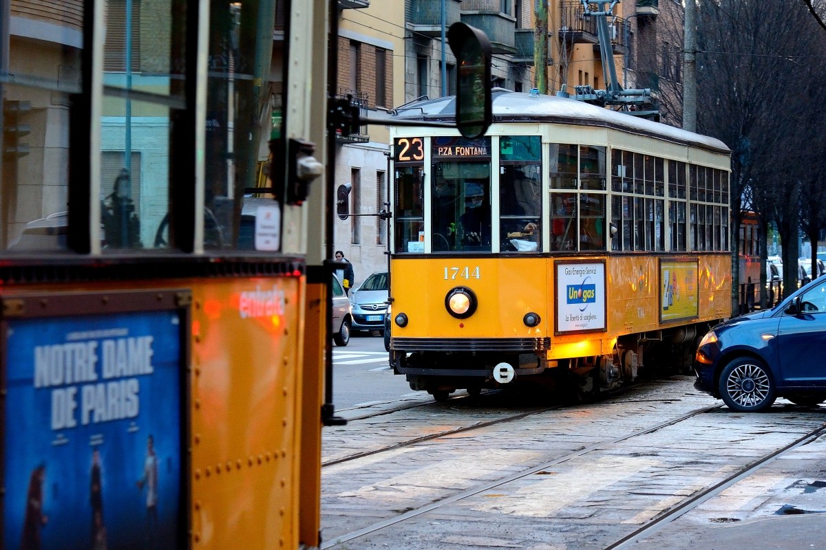 Crossing ... of colors