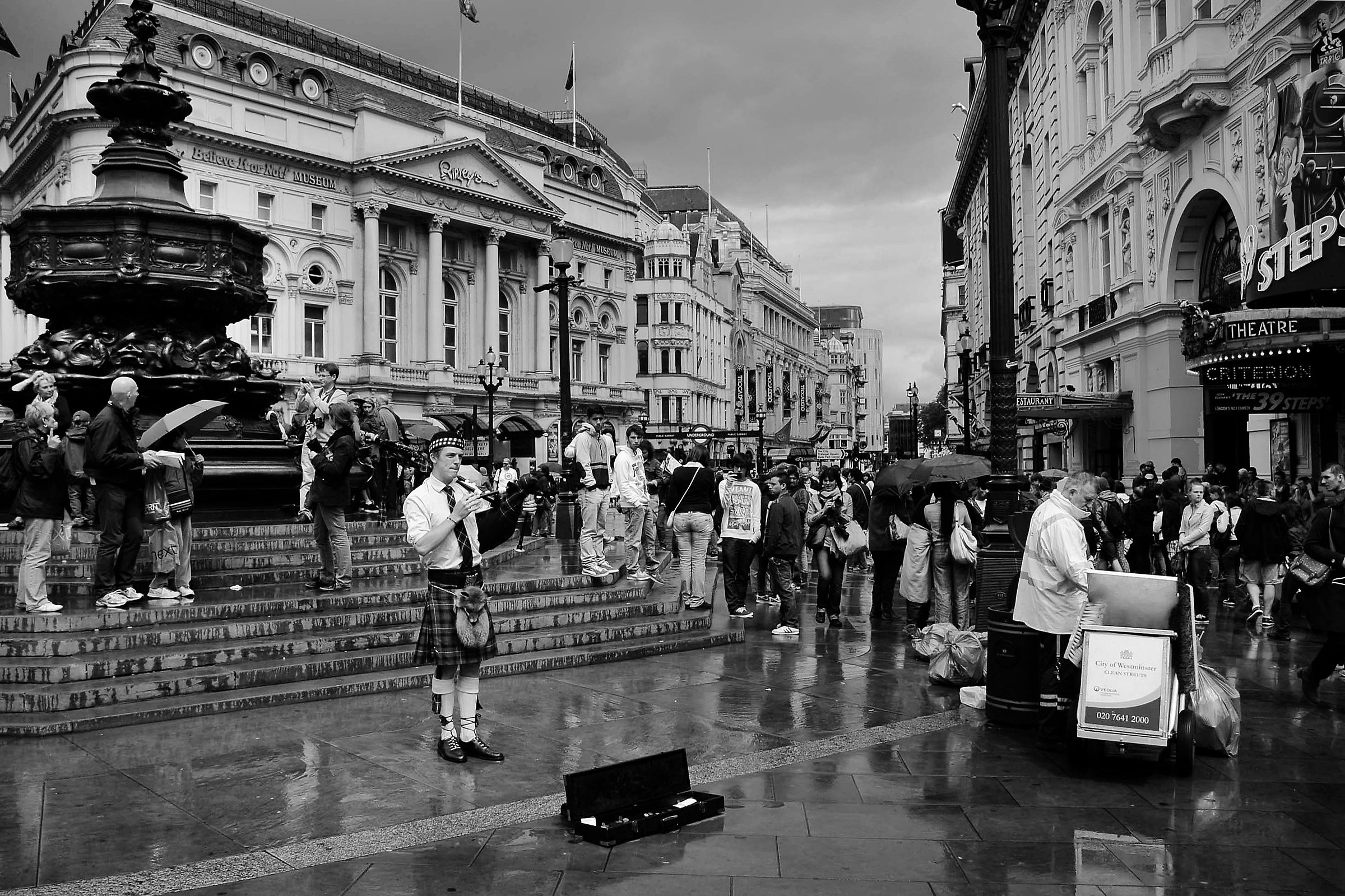 Londra - Il suonatore di cornamusa