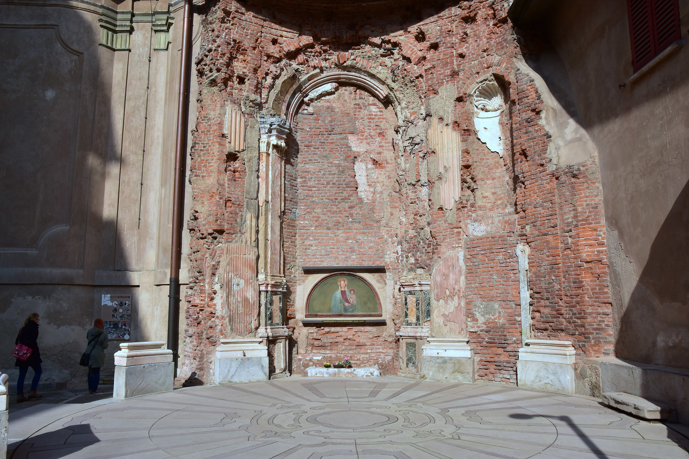 Vicolo Santa Maria della Porta