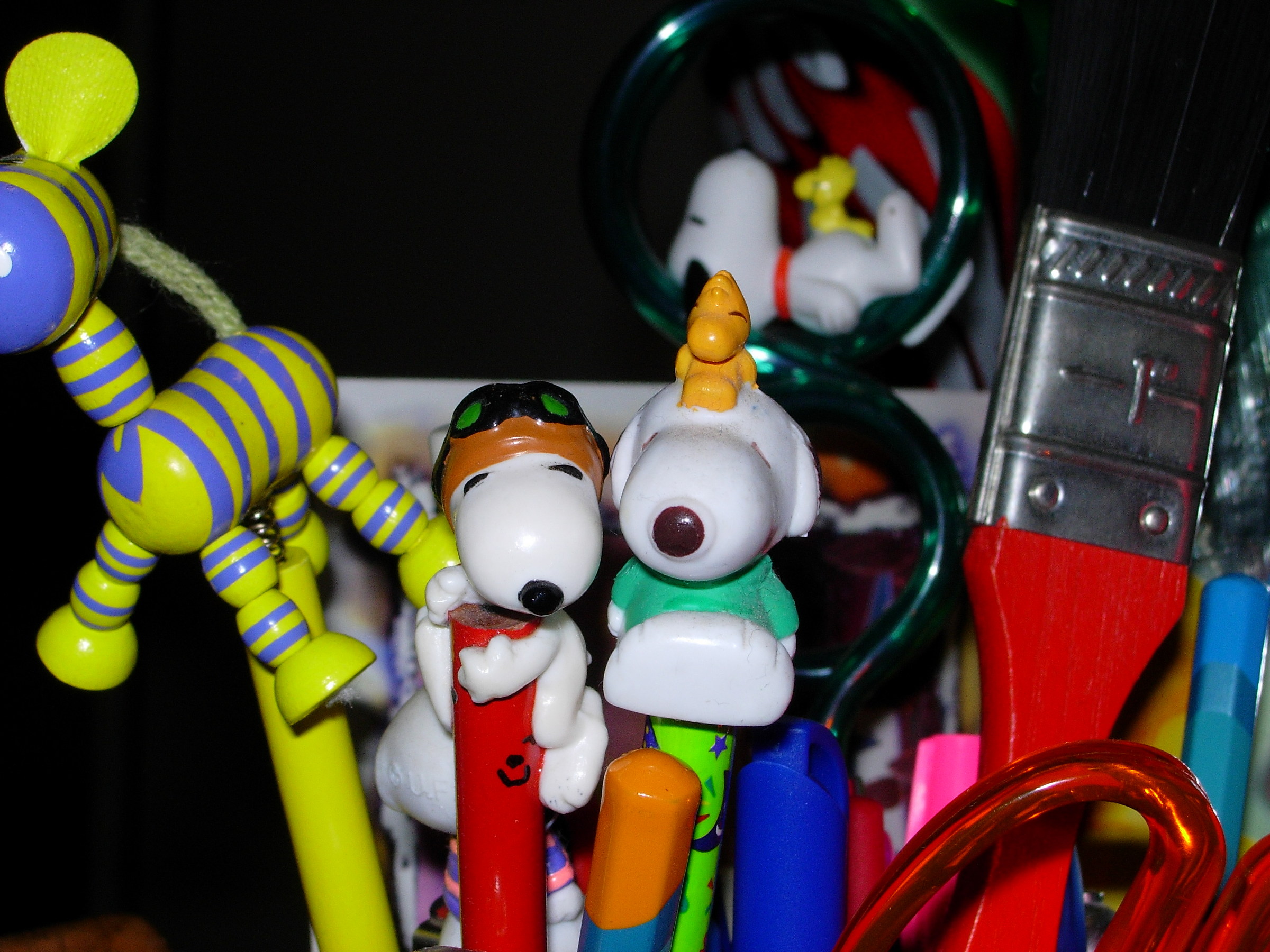 Penholder and Peanutz