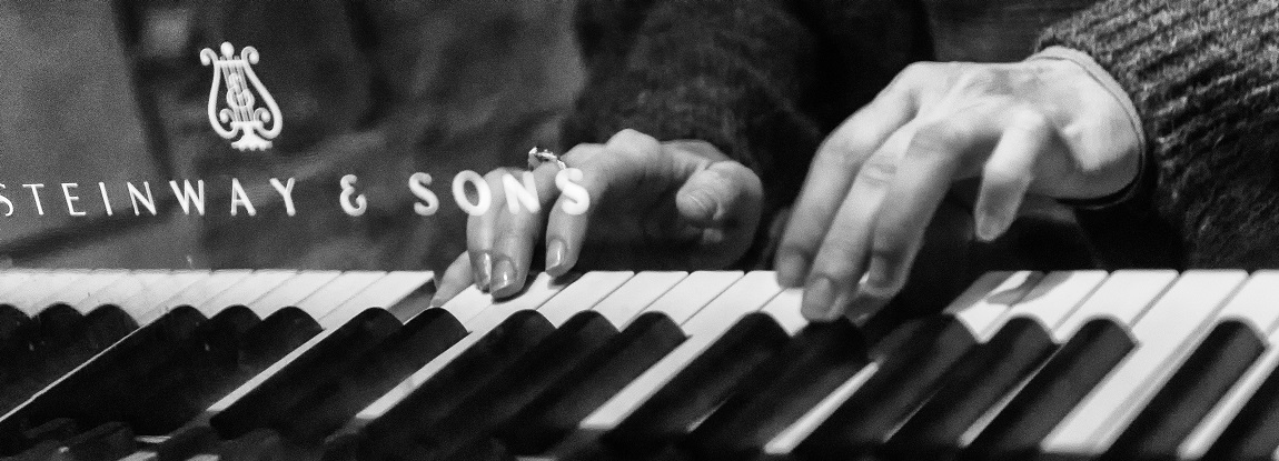 tre parole: tocco di tenerezza...