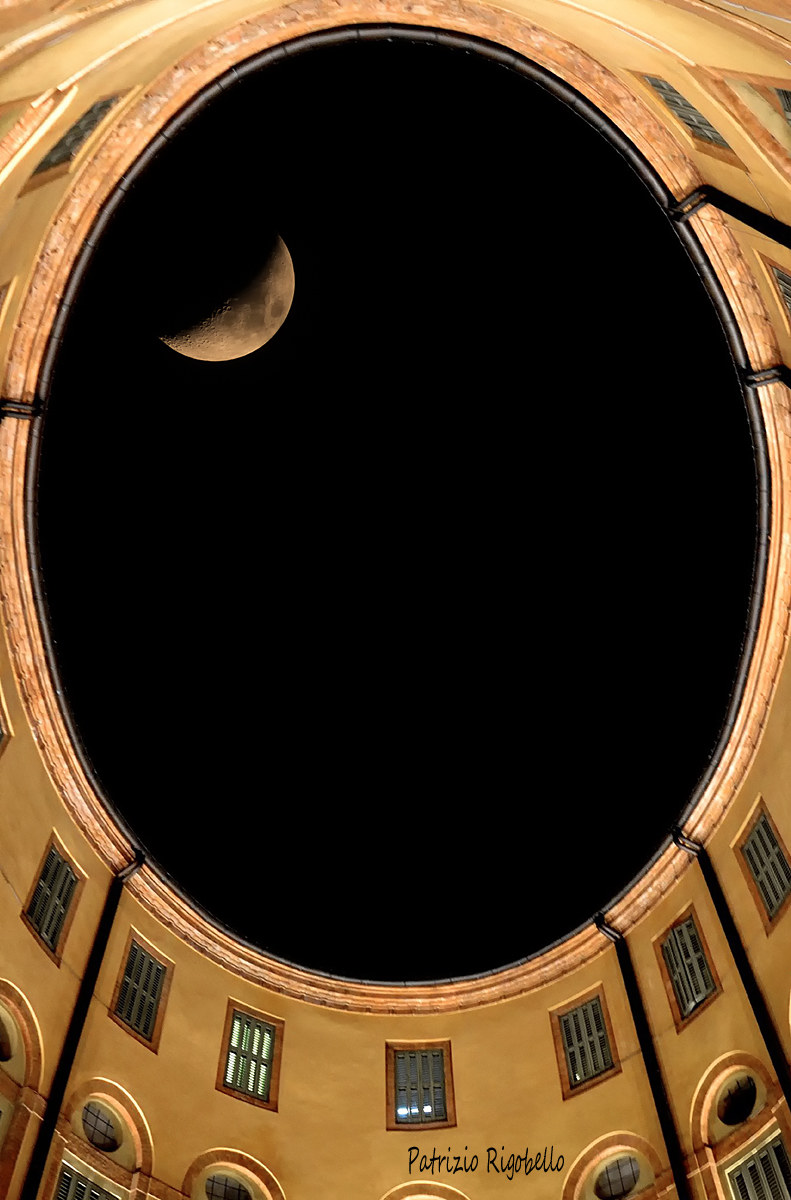 Ferrara La Rotonda Foschini e la Luna