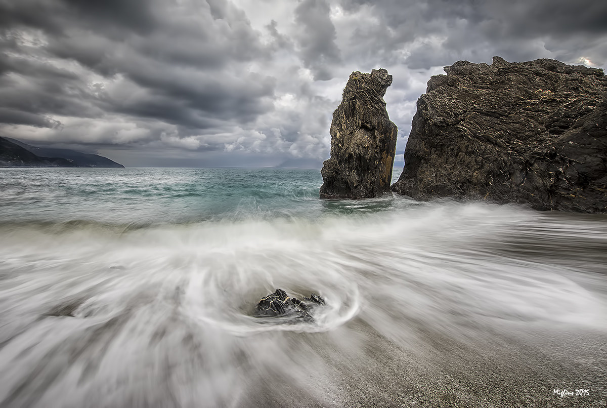 catches them by Monterosso