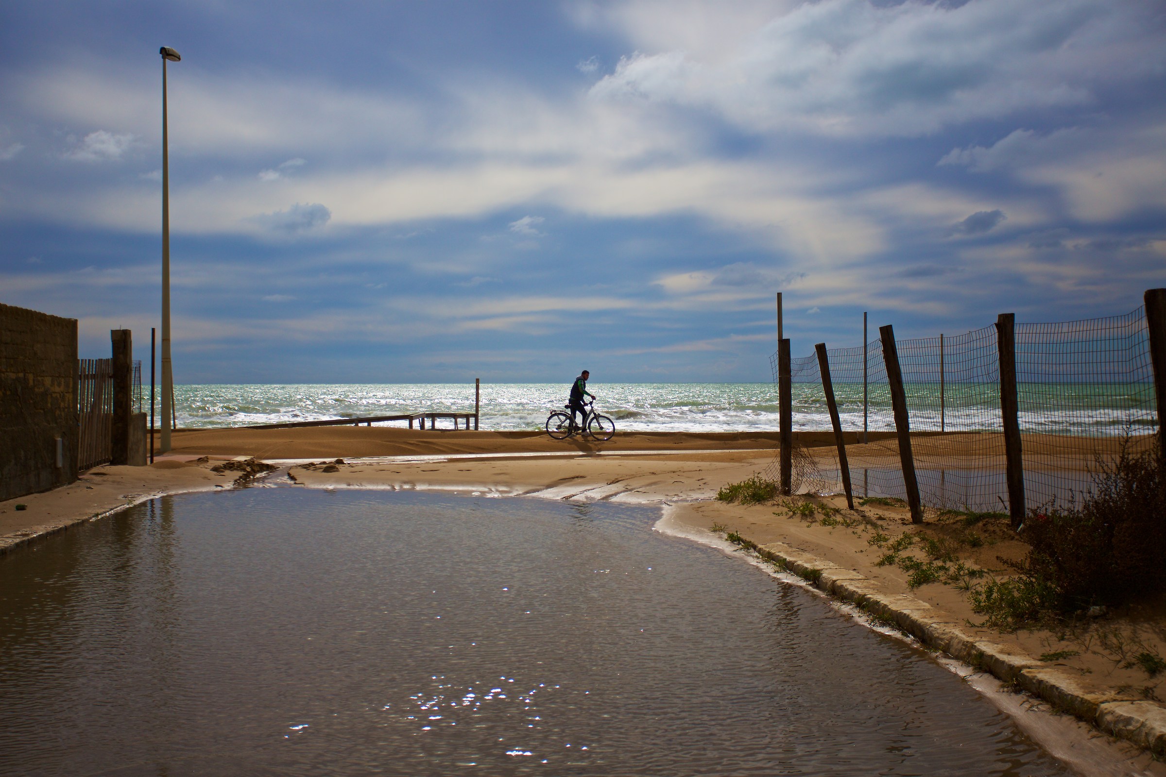 Another life is possible