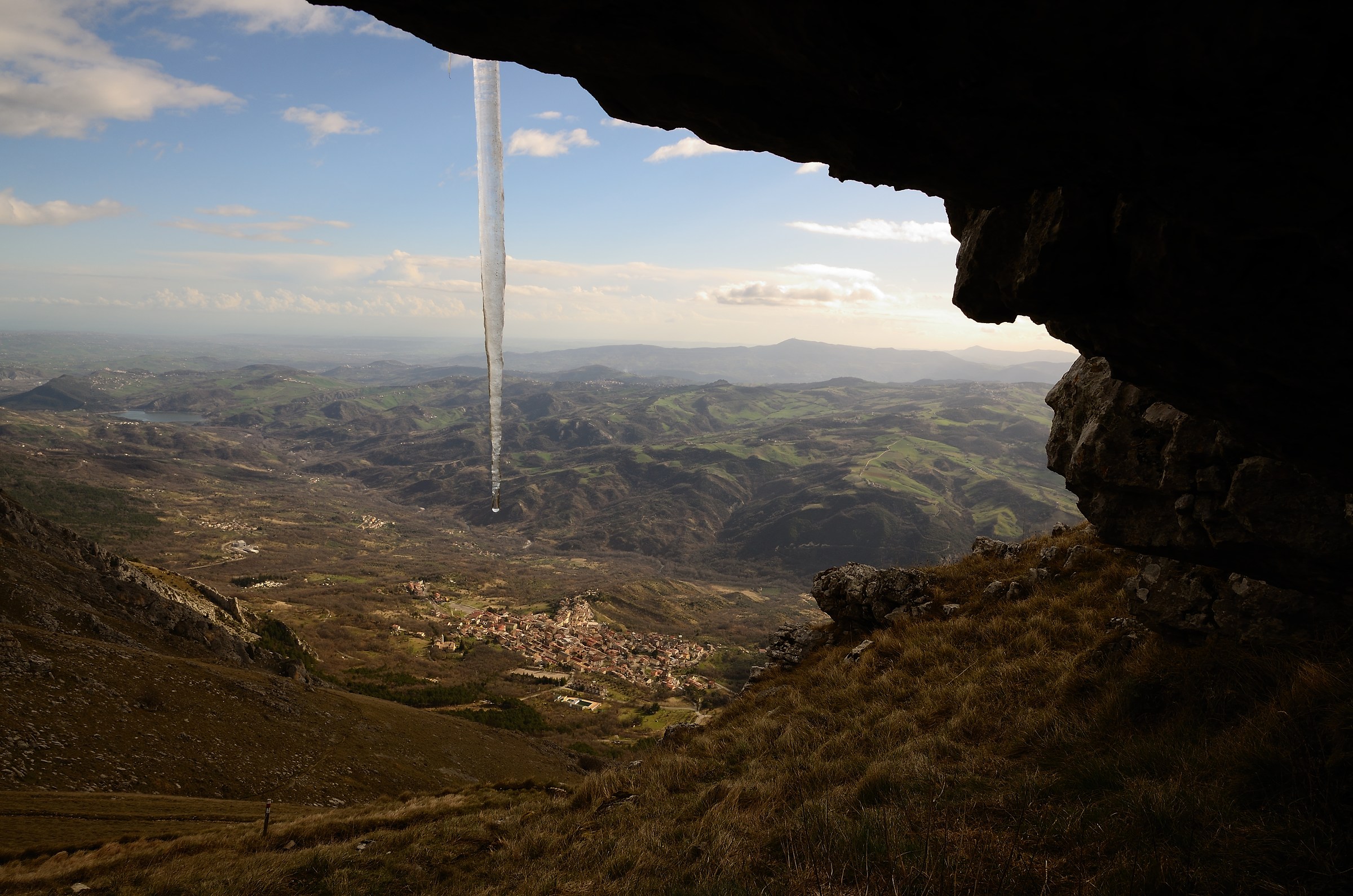 Panorama over the village of Lama Dei Peligni (ch)
