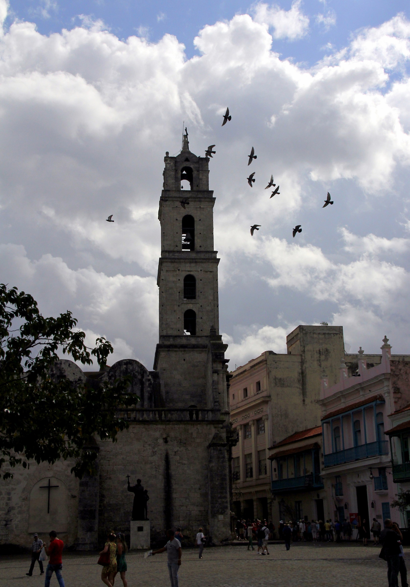 Piazza San Francesco - Havana -