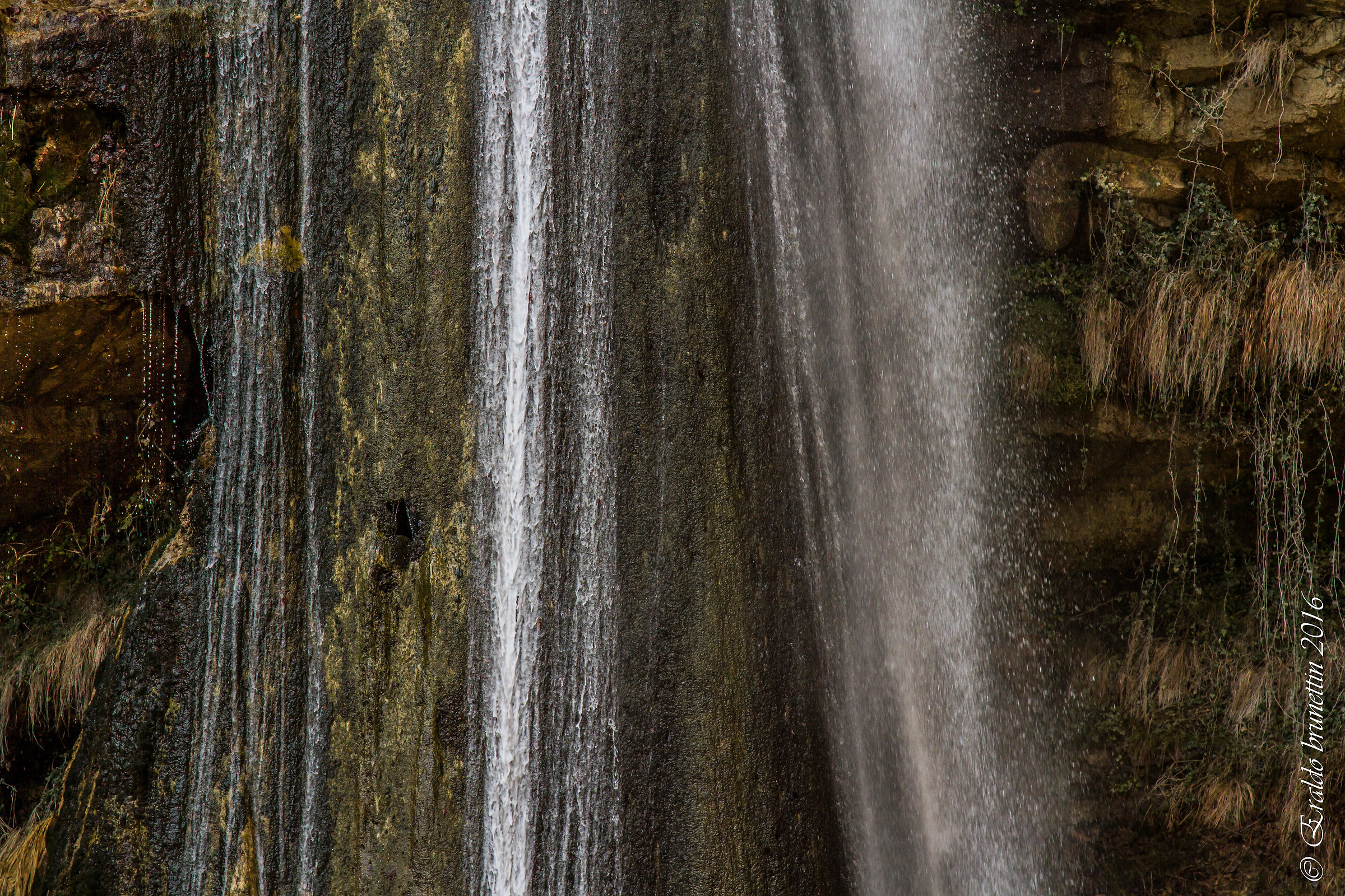 Stripes and colors from Salino waterfall.