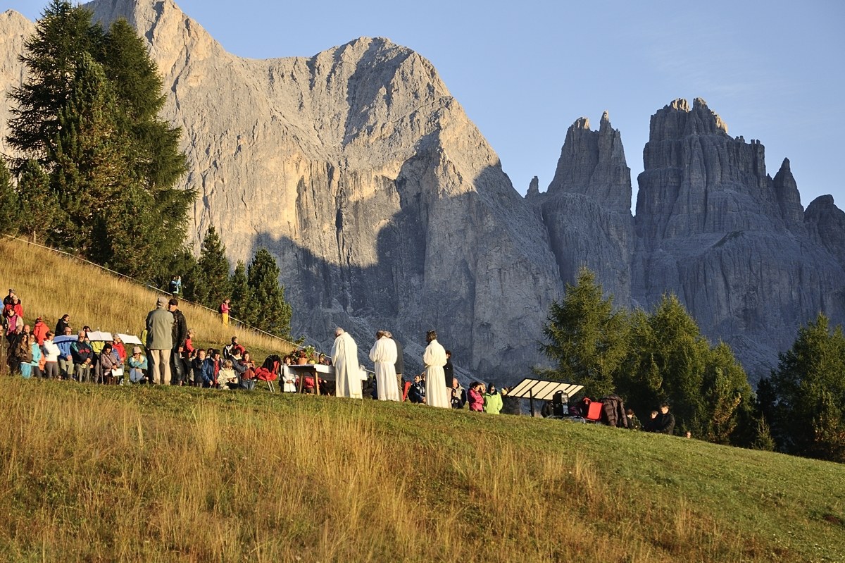 messa sotto le dolomiti