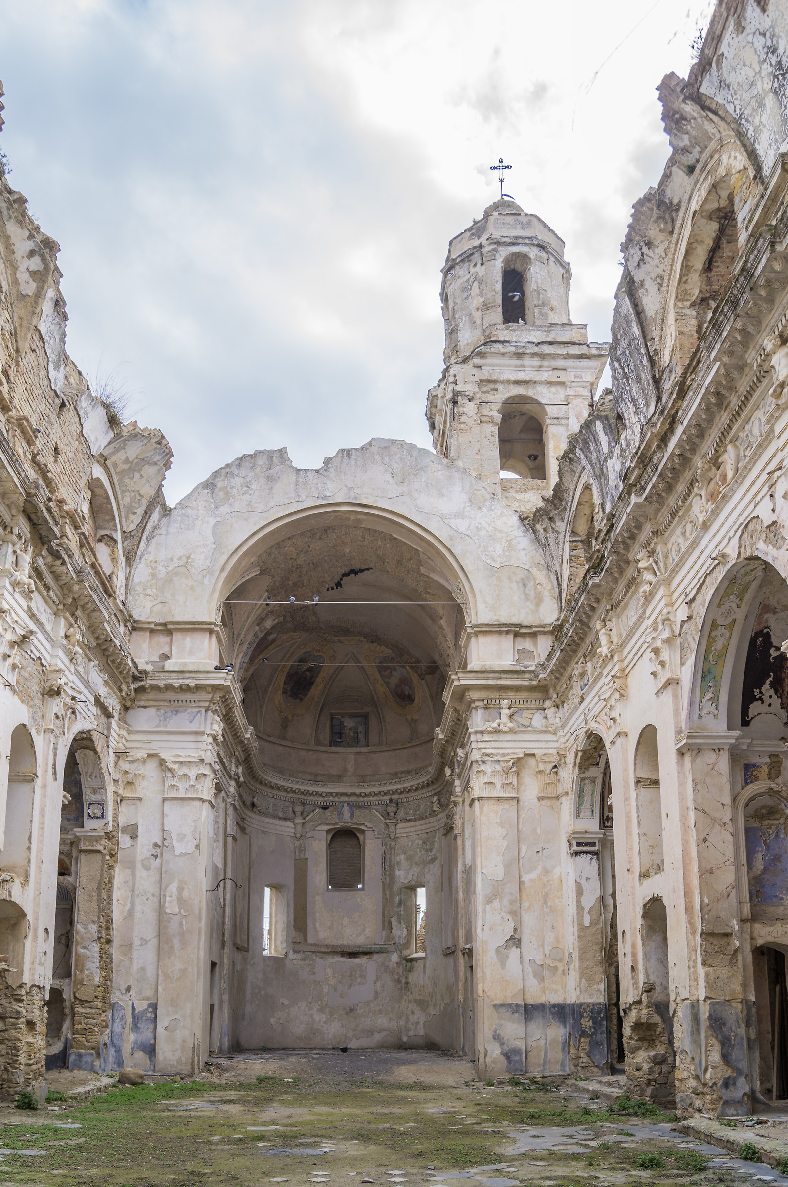 Bussana - The church