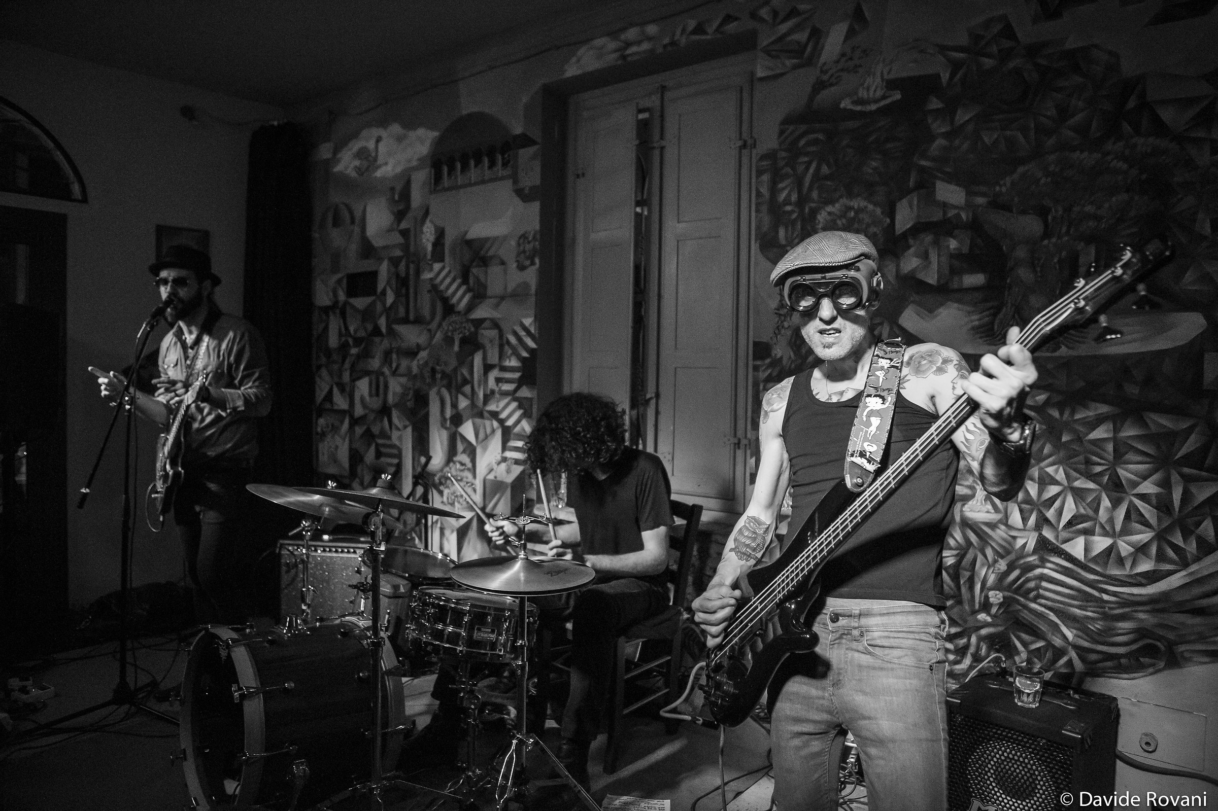 ONE MAN 100% bluez 07