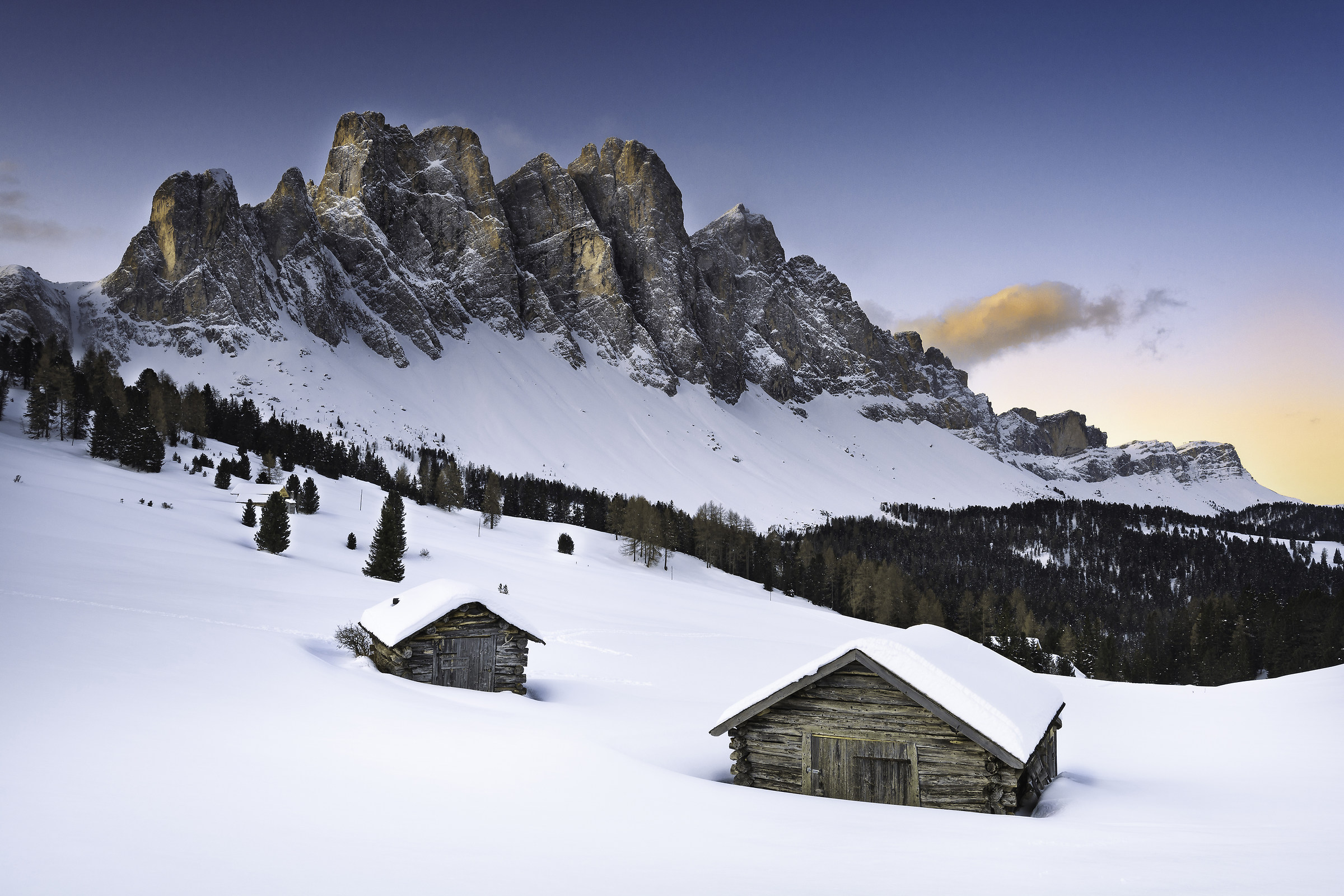 Alba sulle magnifiche Odle