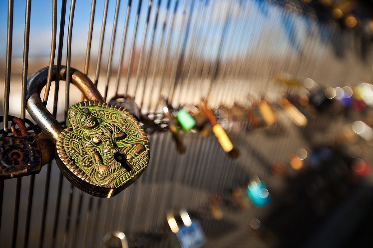 padlocks in Paris