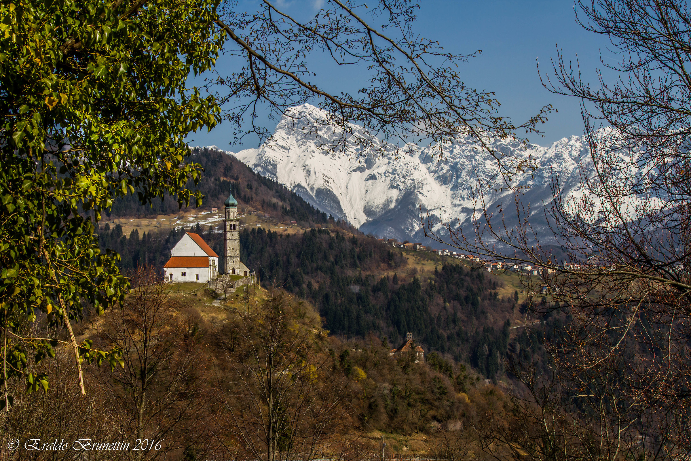 Parish Church of St. Peter. Zuglio (ud)