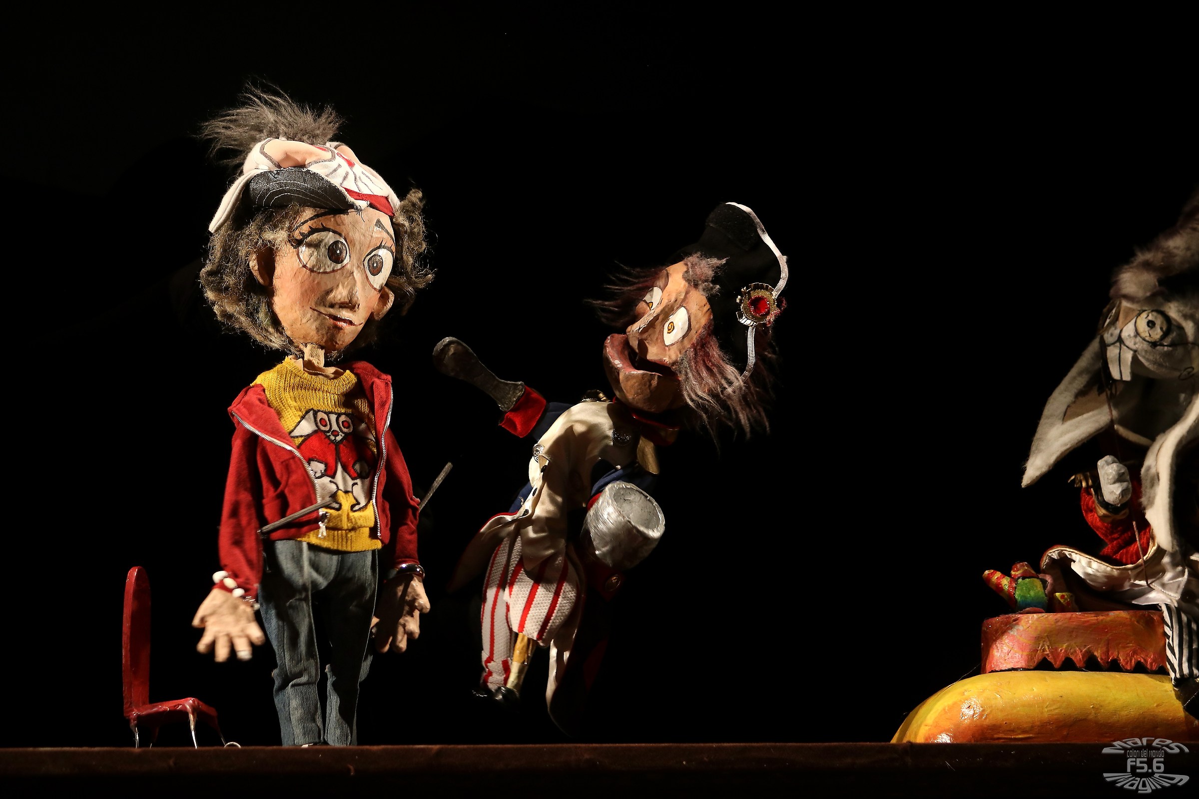 Alice e il Cappellaio che si sente Napoleone