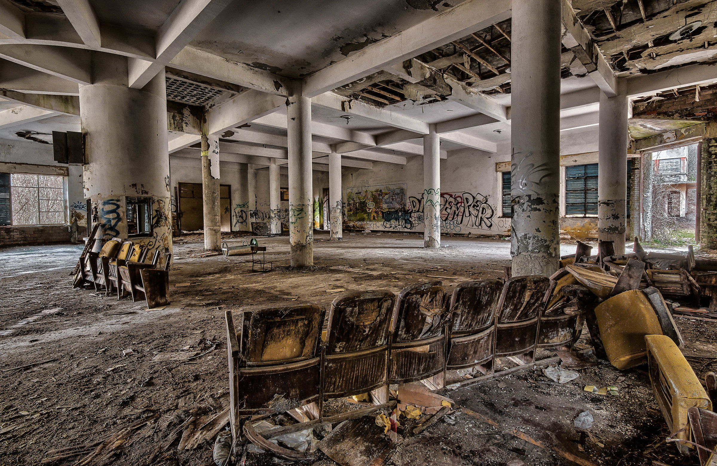 Rovegno,la colonia del massacro...il refettorio