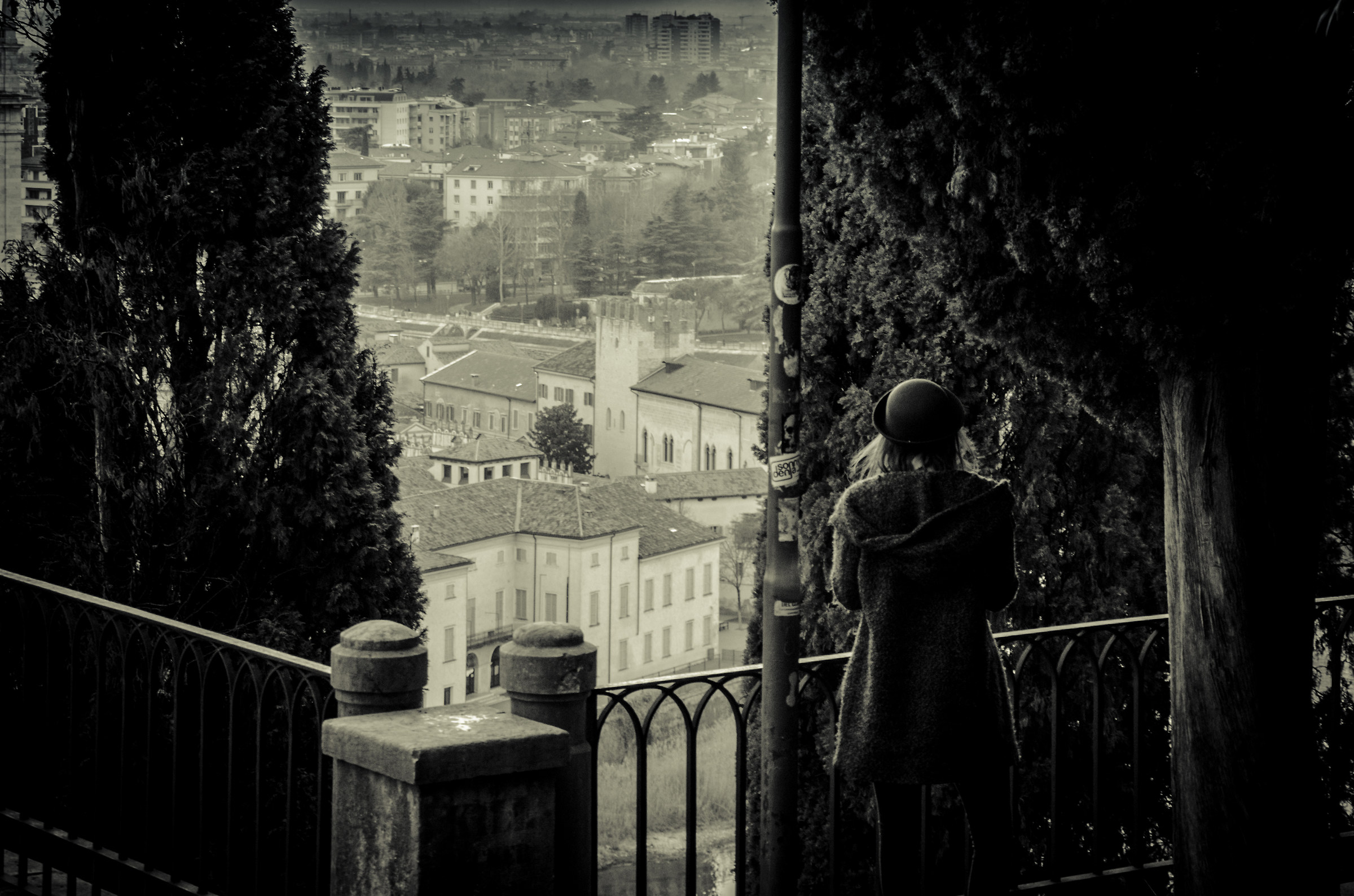 Solitaria nei pensieri