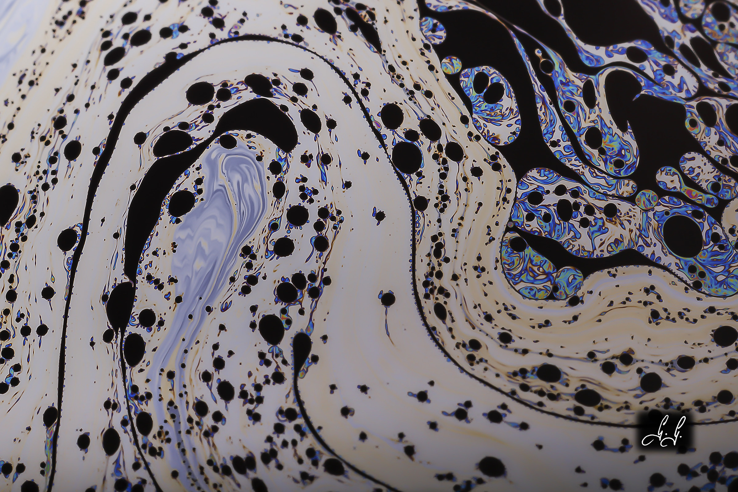 Illuminando una bolla di sapone V.