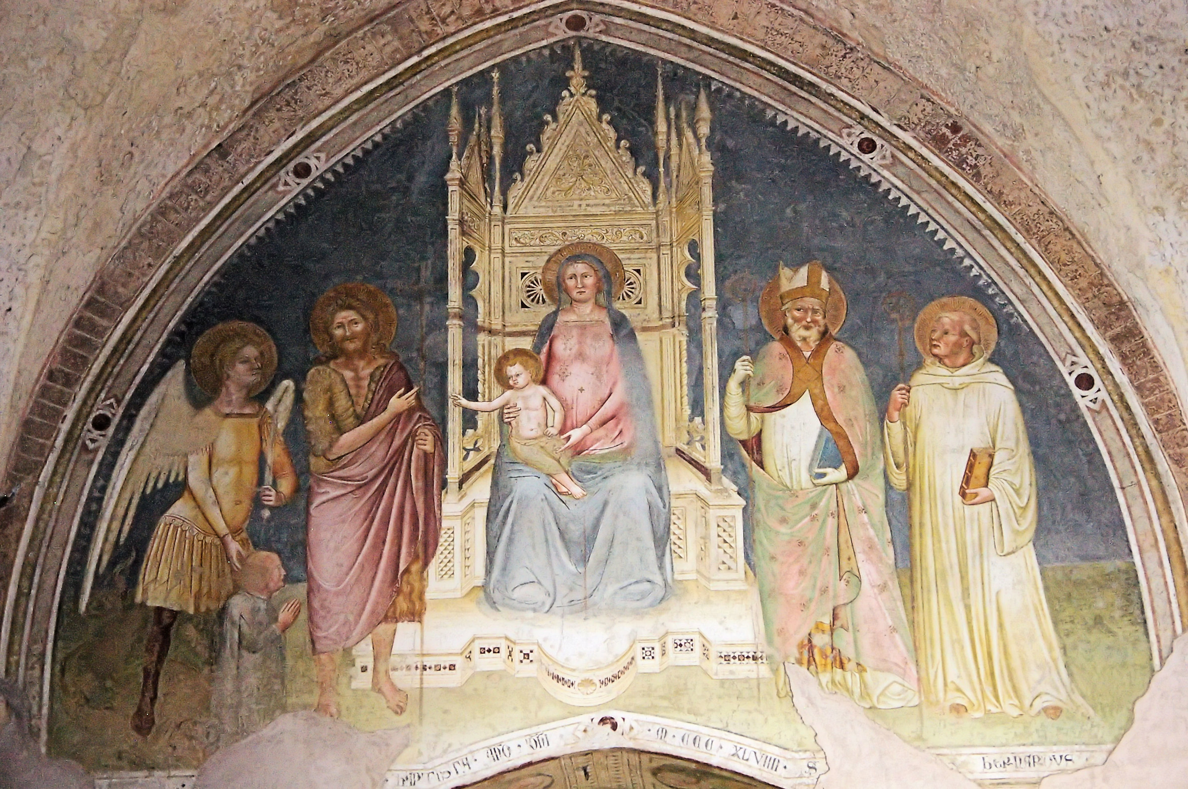 Internal Abbey Viboldone - fresco